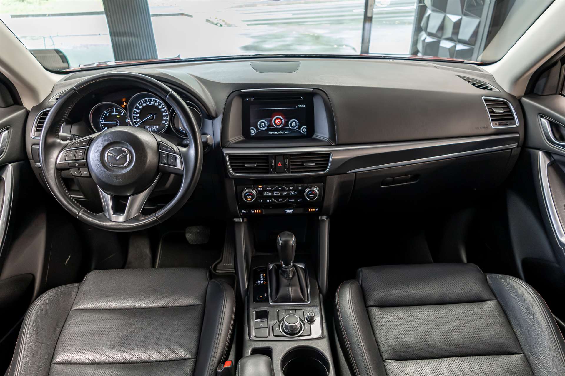 MAZDA CX-5 2.2 D HP Revolution AWD Automatic-image-5
