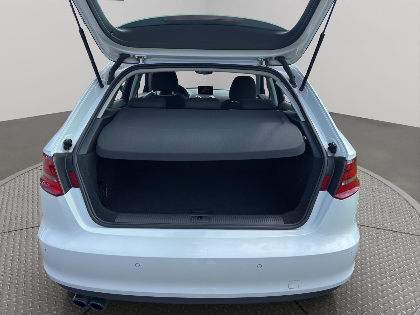 AUDI A3 Sportback 2.0 TDI Ambition quattro-image-5