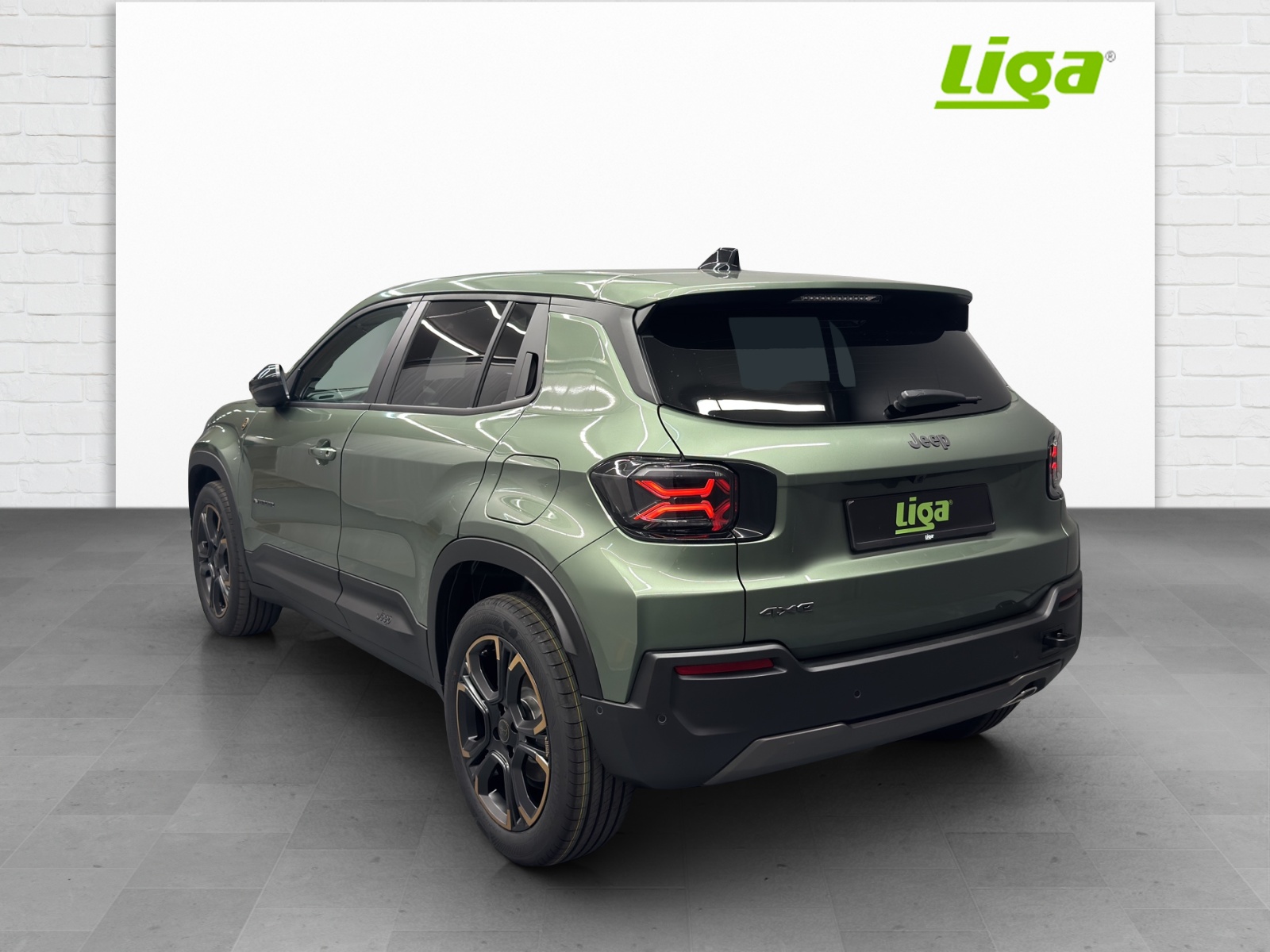 JEEP Avenger 1.2 MHEV 85th Anniversary 4xe-image-3