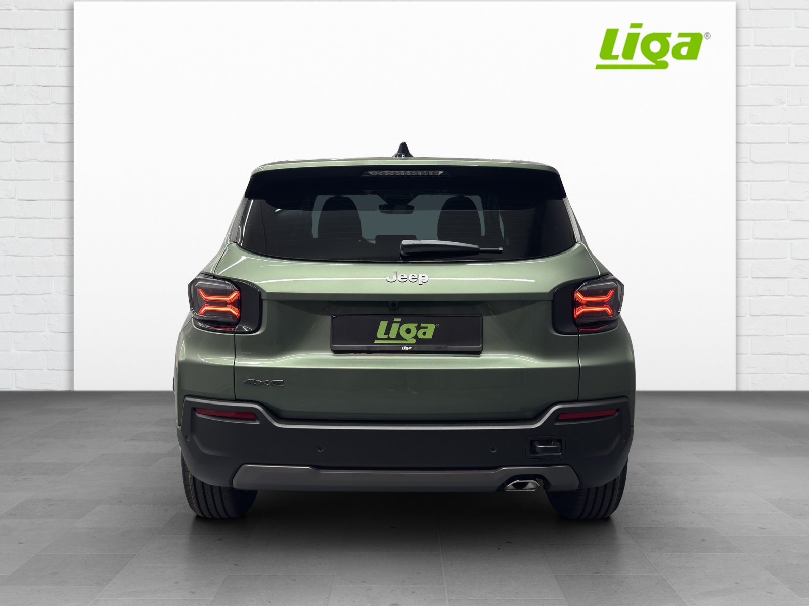 JEEP Avenger 1.2 MHEV 85th Anniversary 4xe-image-4