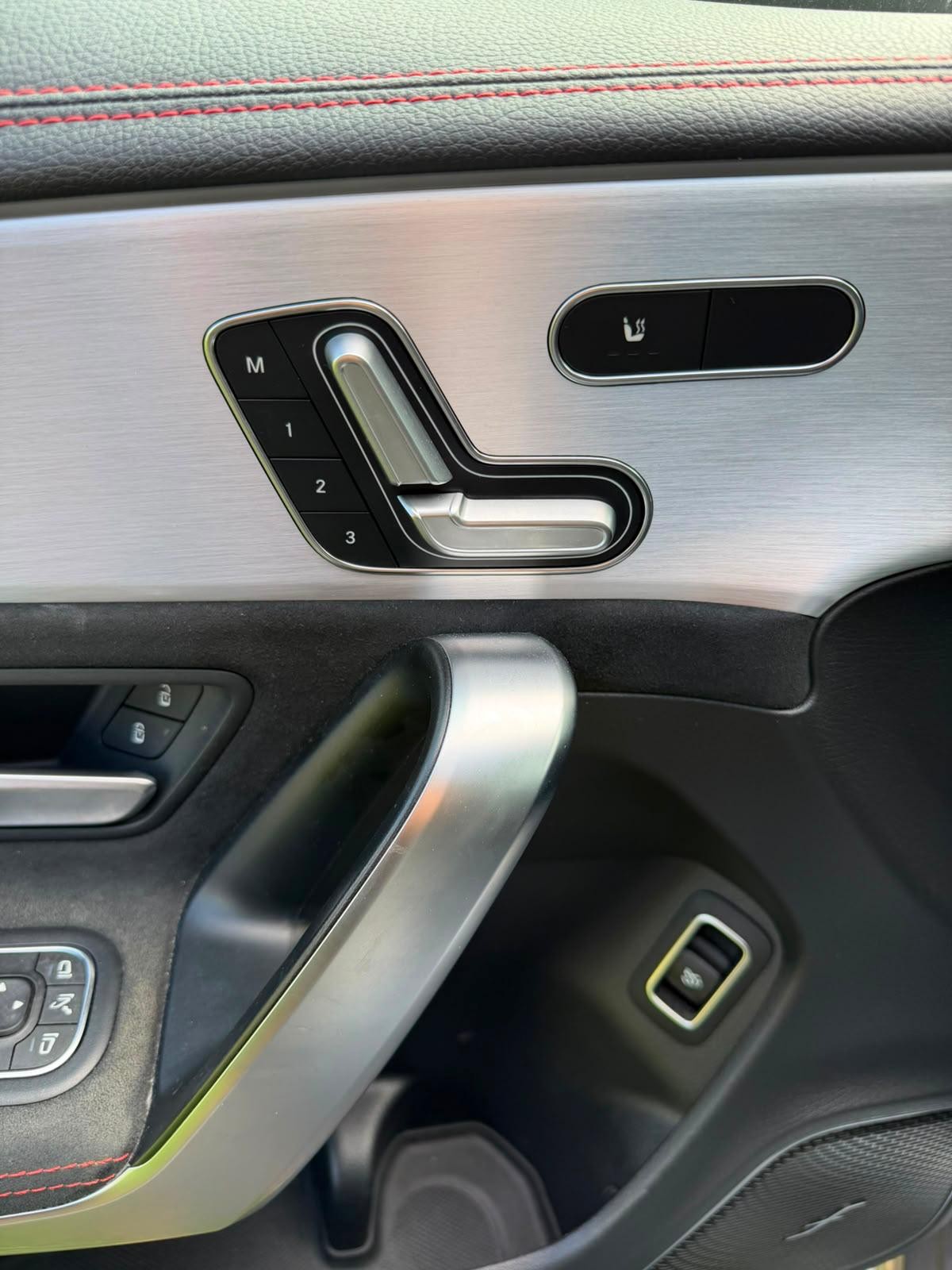 MERCEDES-BENZ CLA 45 S AMG 4Matic+ 8G-DCT-image-9