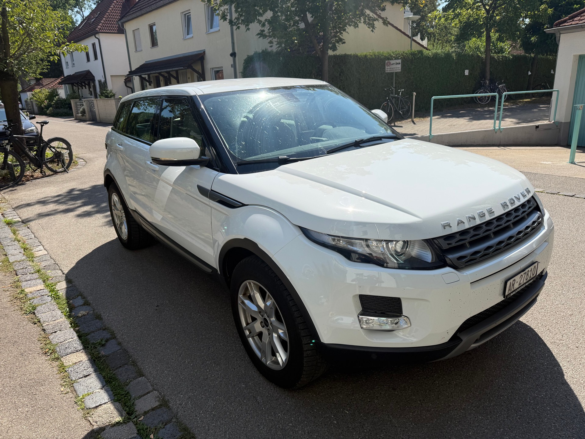 LAND ROVER 2.2 TD4 Pure-image-1