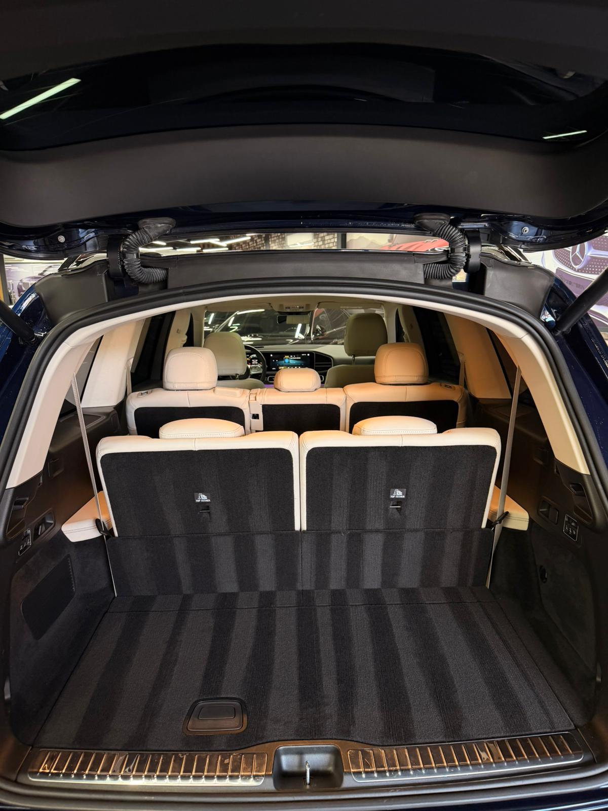 MERCEDES-BENZ GLS 63 4Matic+ Limited 720PS Blue&Black Performance TCT 9G 2Jahre Garantie-image-15