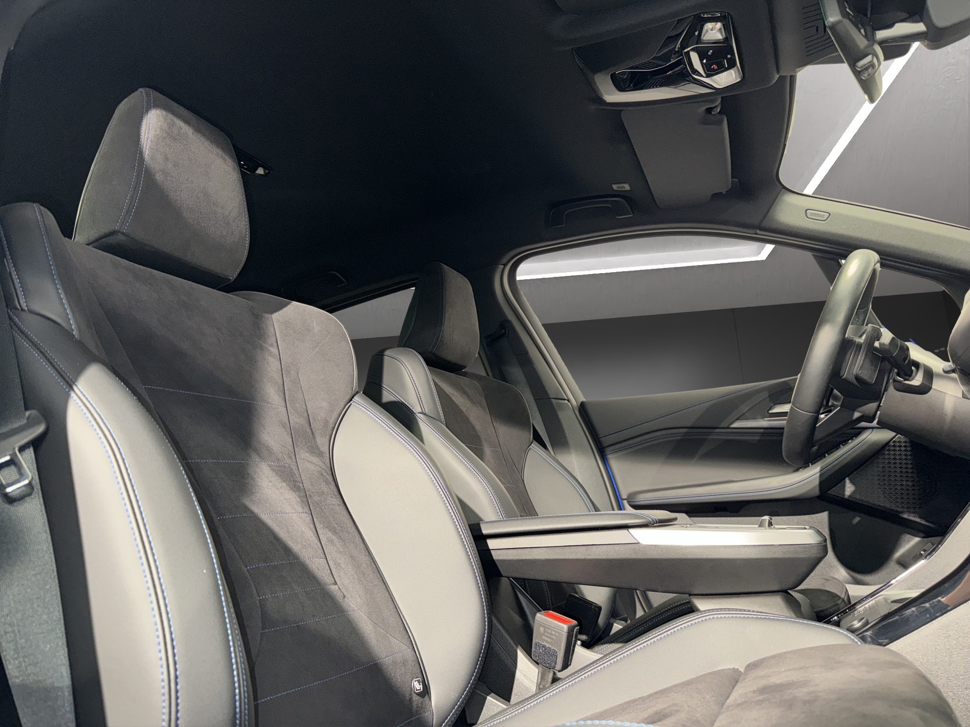 BMW 225e xDrive Active Tourer M Sport-image-21