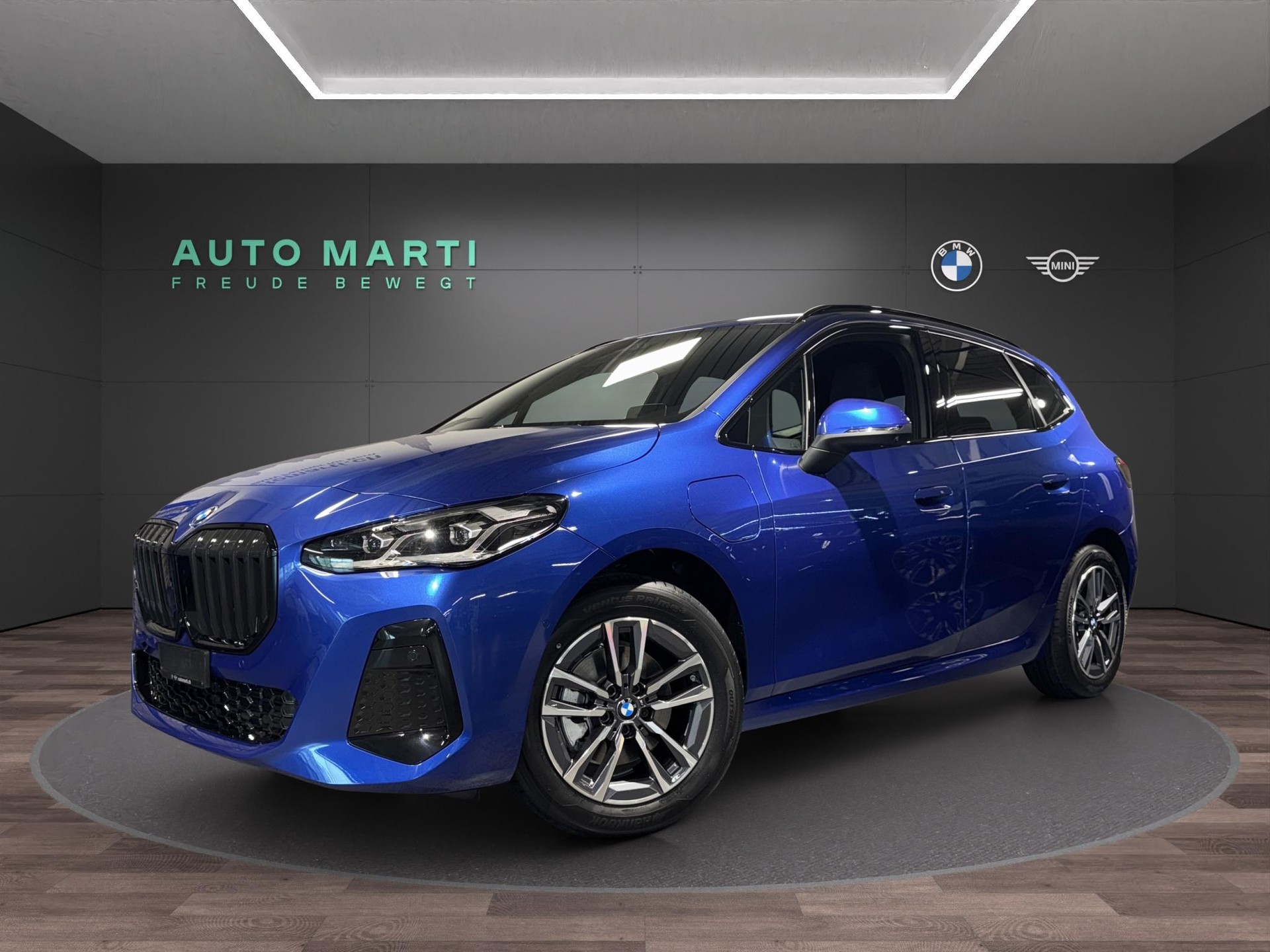 BMW 225e xDrive paddles Active Tourer M Sport-image-0