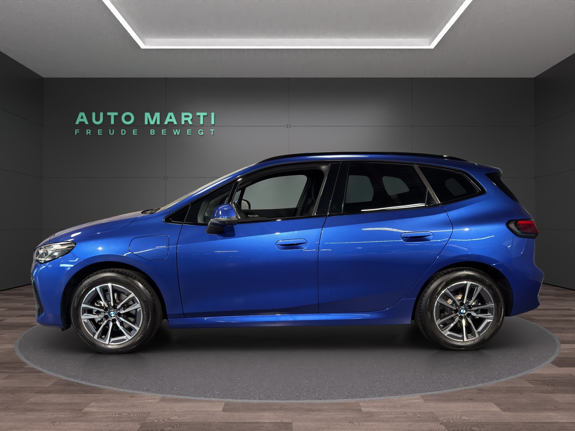 BMW 225e xDrive Active Tourer M Sport-image-2