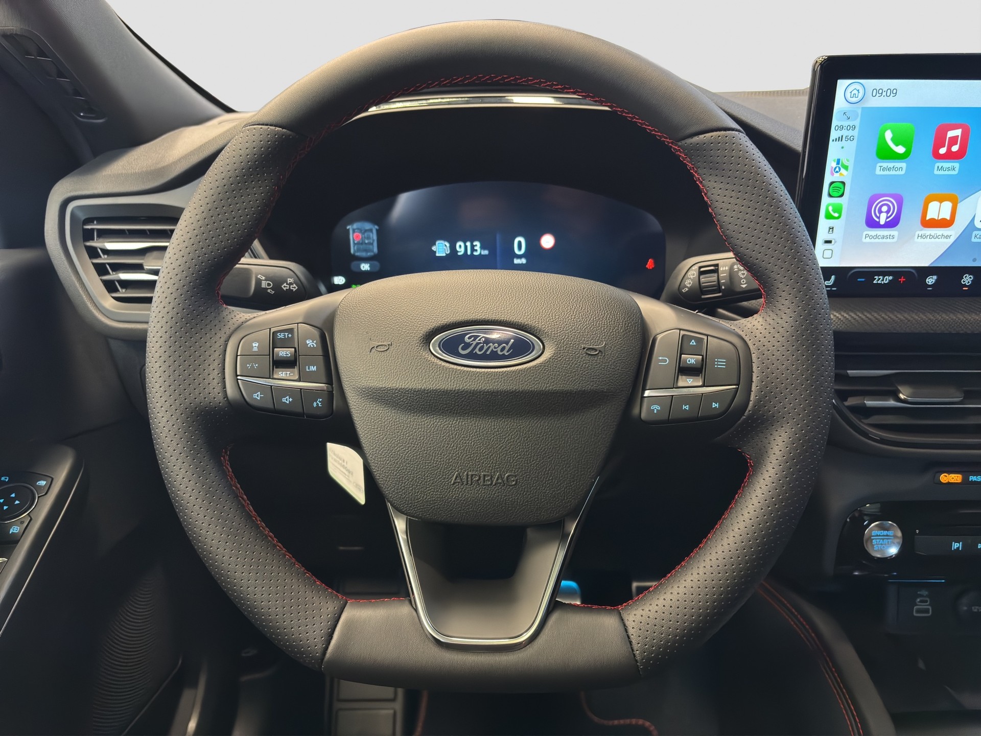 FORD Kuga 2.5 FHEV ST-Line X 4WD-image-5