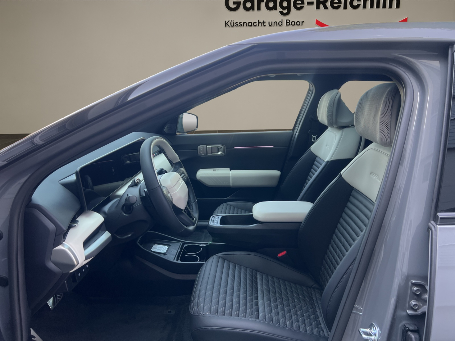 KIA EV4 Fastback 81 kWh GT-Line-image-8