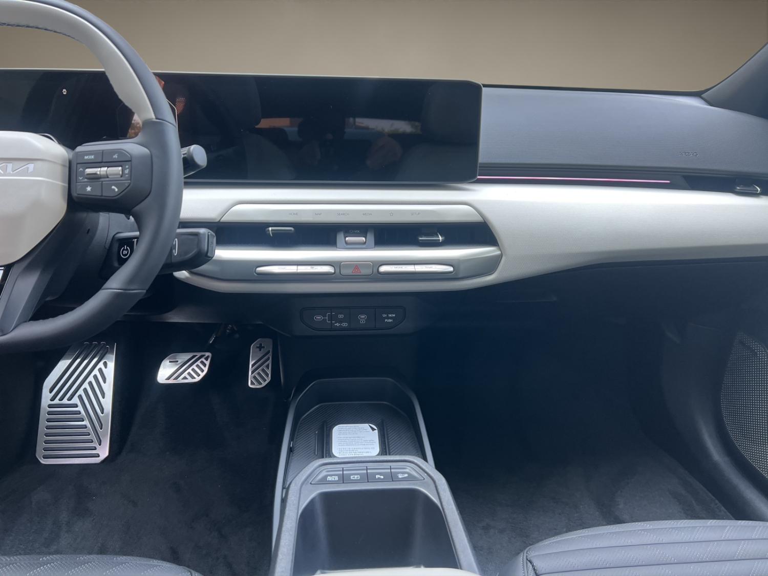 KIA EV4 Fastback 81 kWh GT-Line-image-11