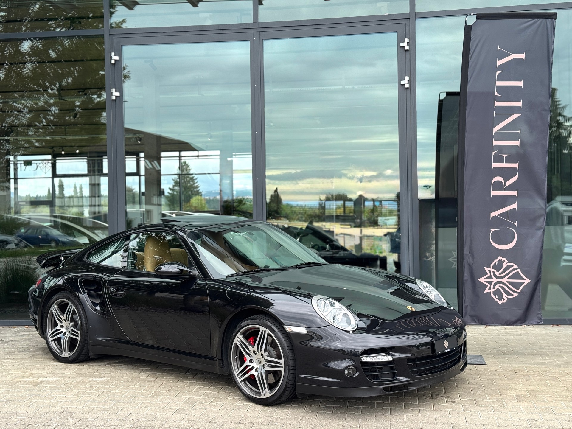 PORSCHE 911 Turbo