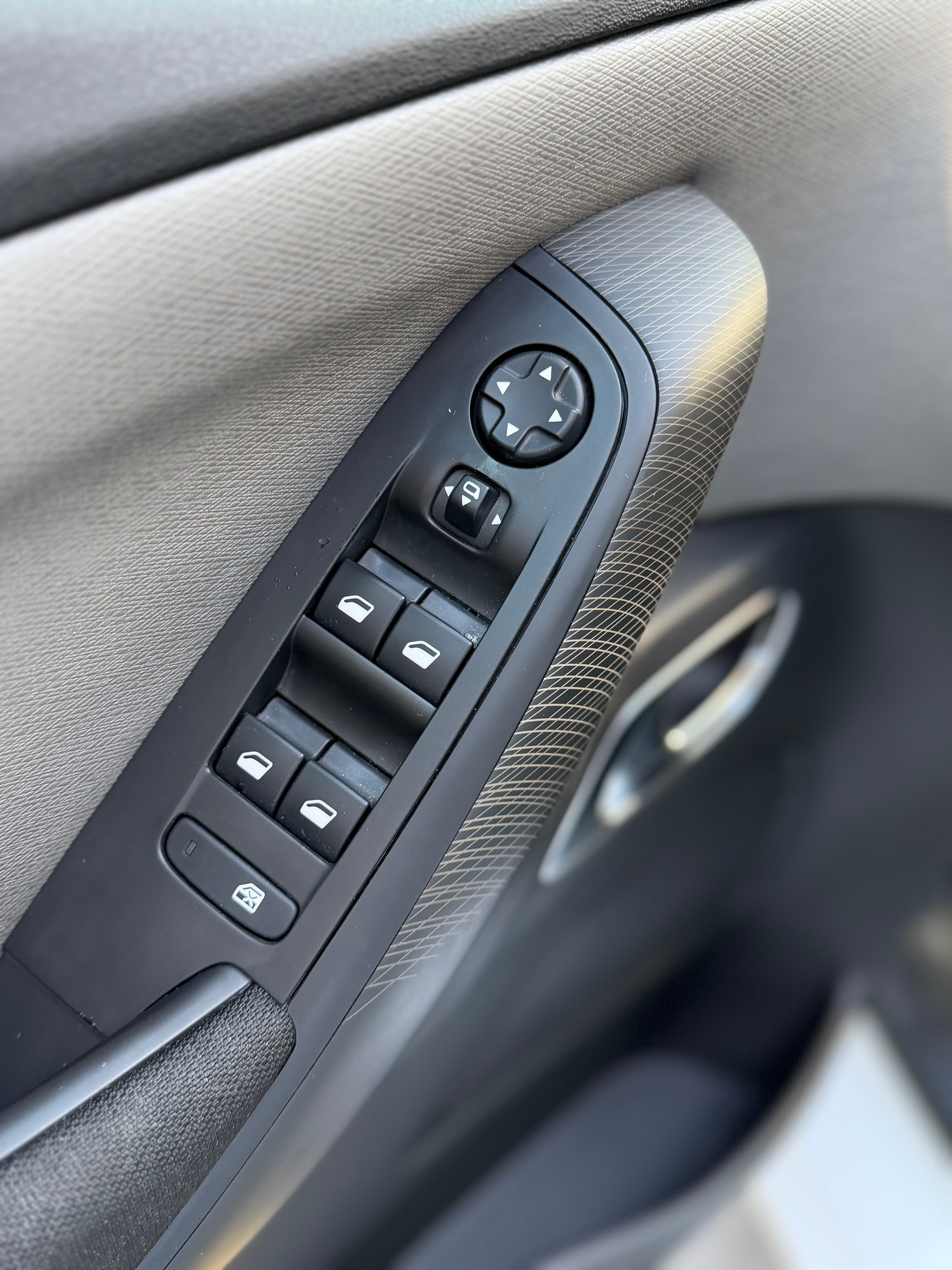 CITROEN Grand C4 Picasso 1.6i 16V THP Exclusive-image-13