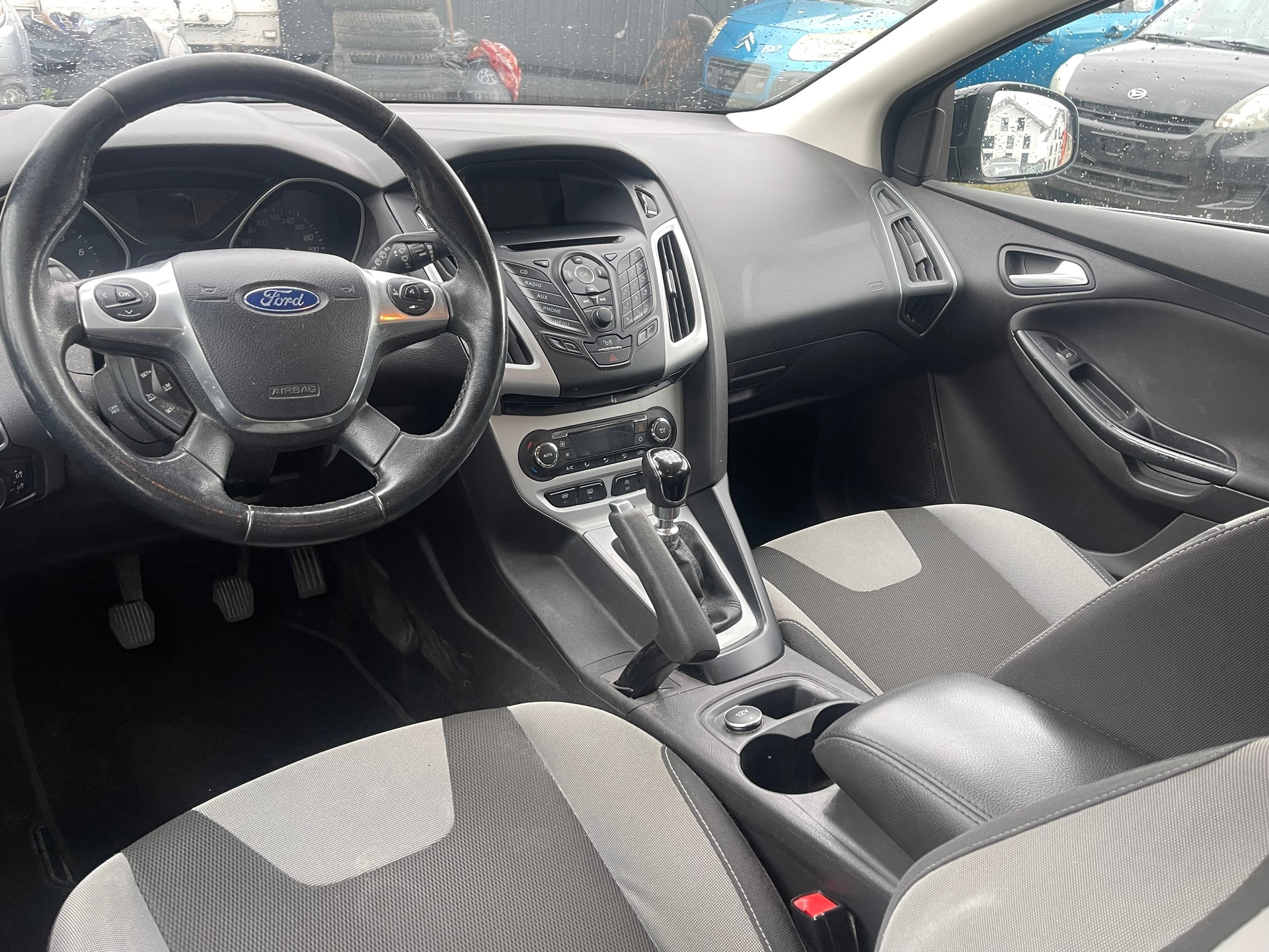FORD Focus 1.0 SCTi Carving-image-6