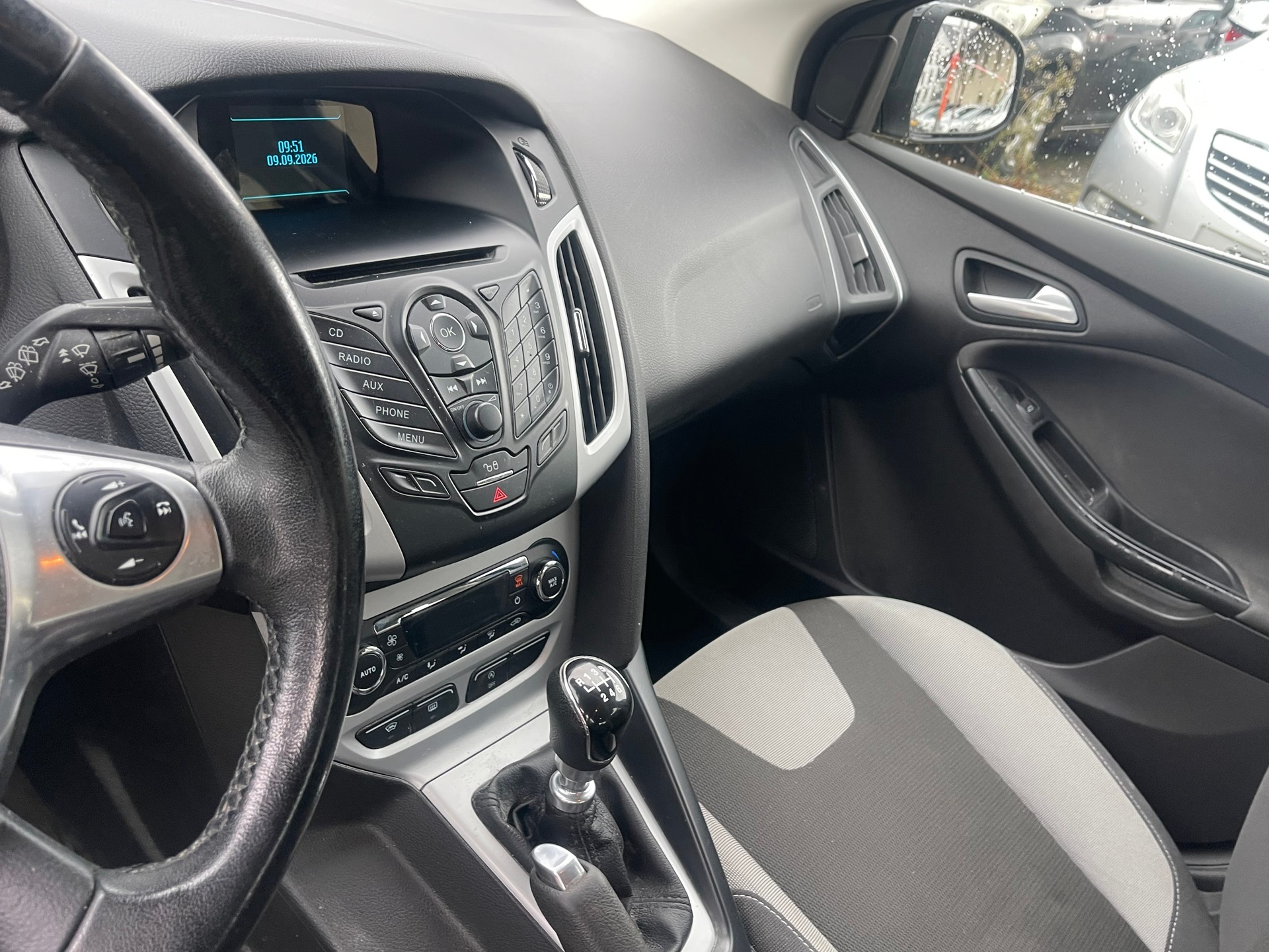 FORD Focus 1.0 SCTi Carving-image-8