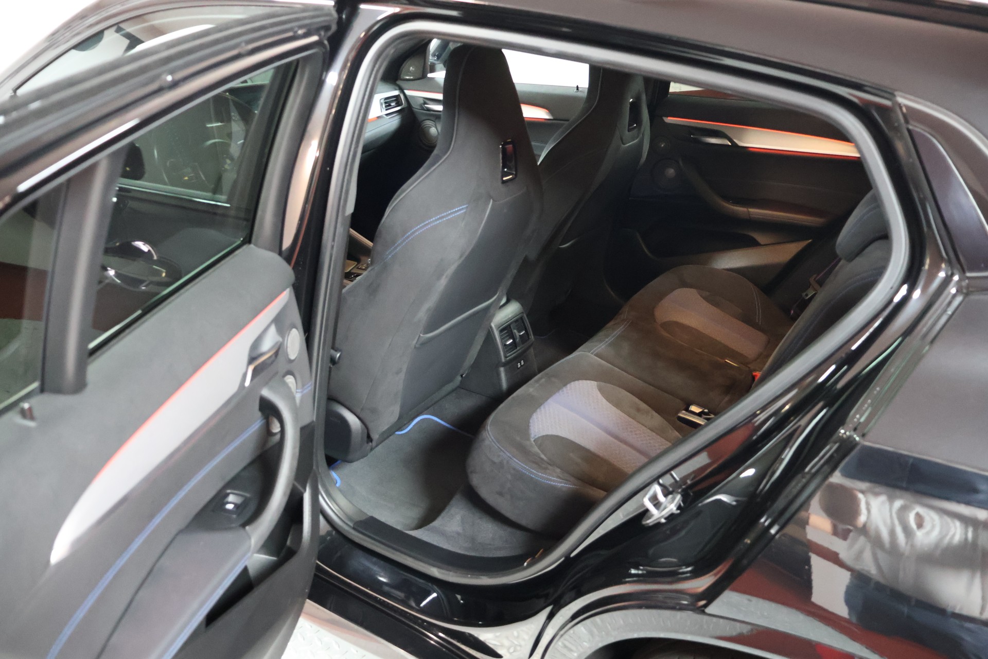 BMW X2 xDrive 20d M Sport Steptronic-image-17