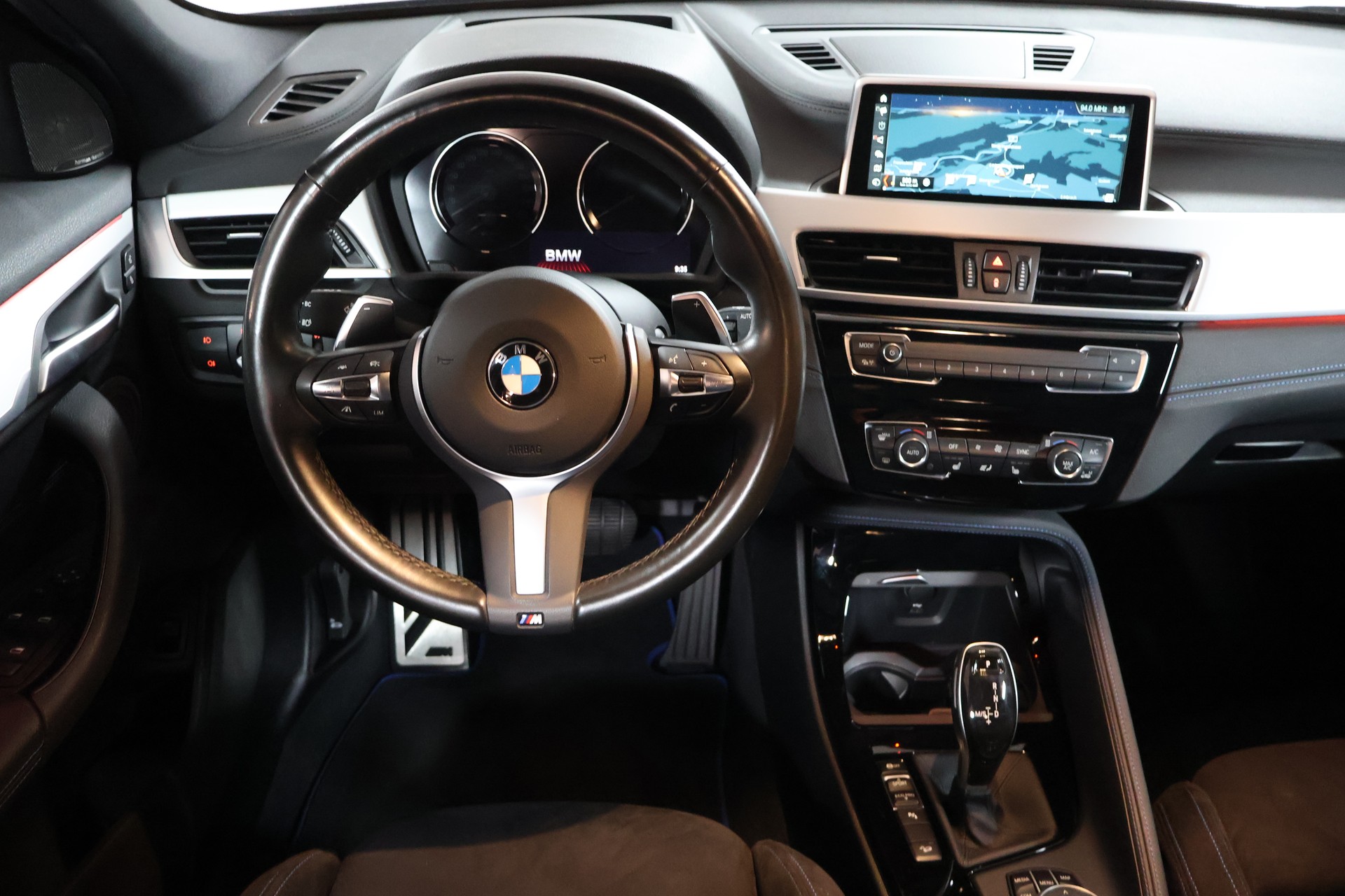 BMW X2 xDrive 20d M Sport Steptronic-image-9