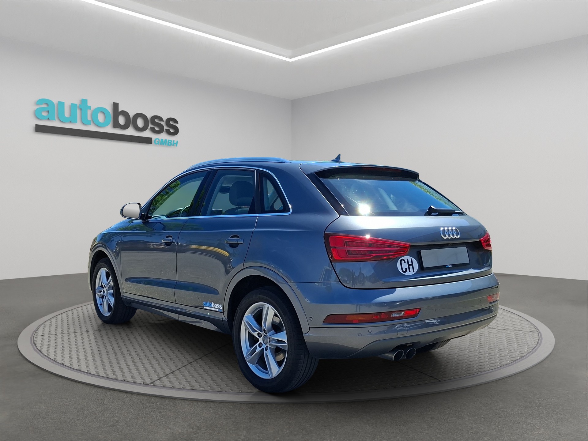 AUDI Q3 2.0 TFSI sport quattro S-tronic-image-3