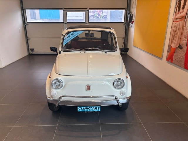 FIAT 500L-showroom-element-2
