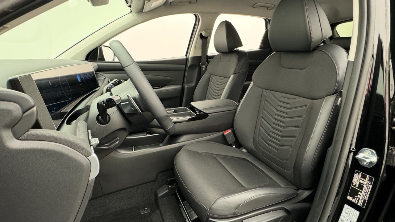 HYUNDAI Tucson 1.6 TGDI HEV Limited 4WD-image-4