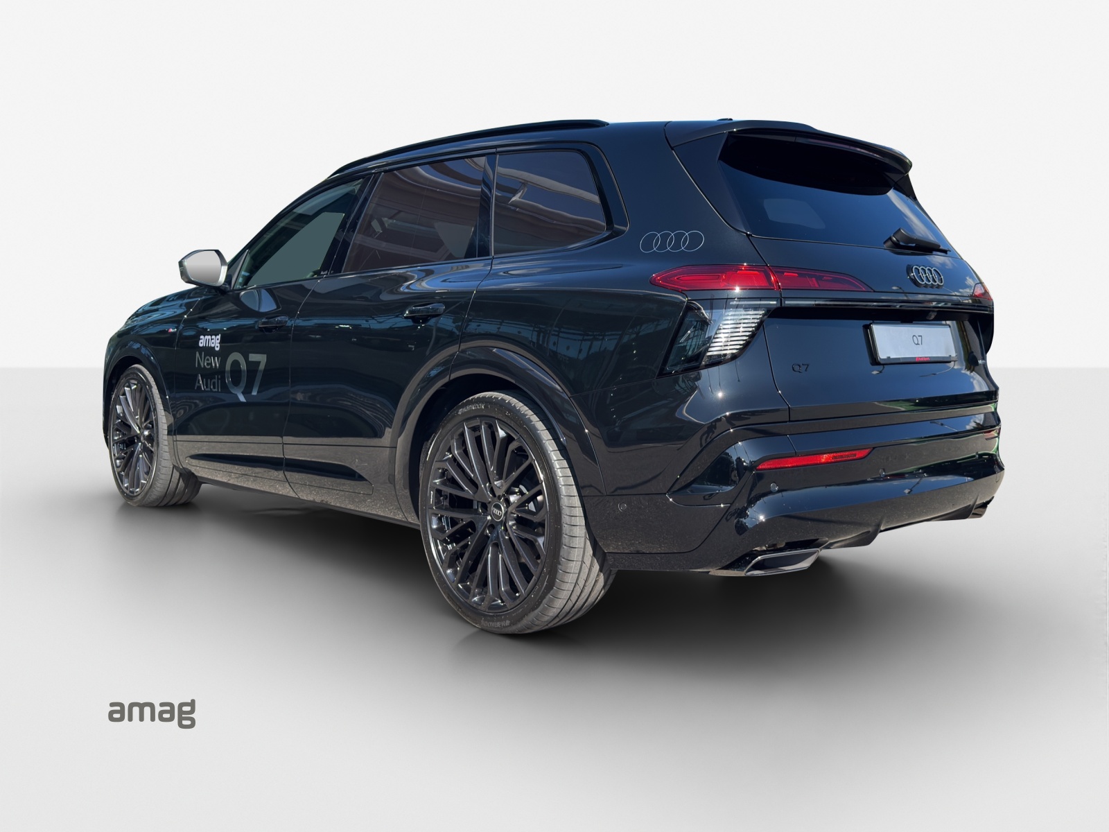 AUDI Q7 SUV TDI quattro 220 kW-showroom-element-2