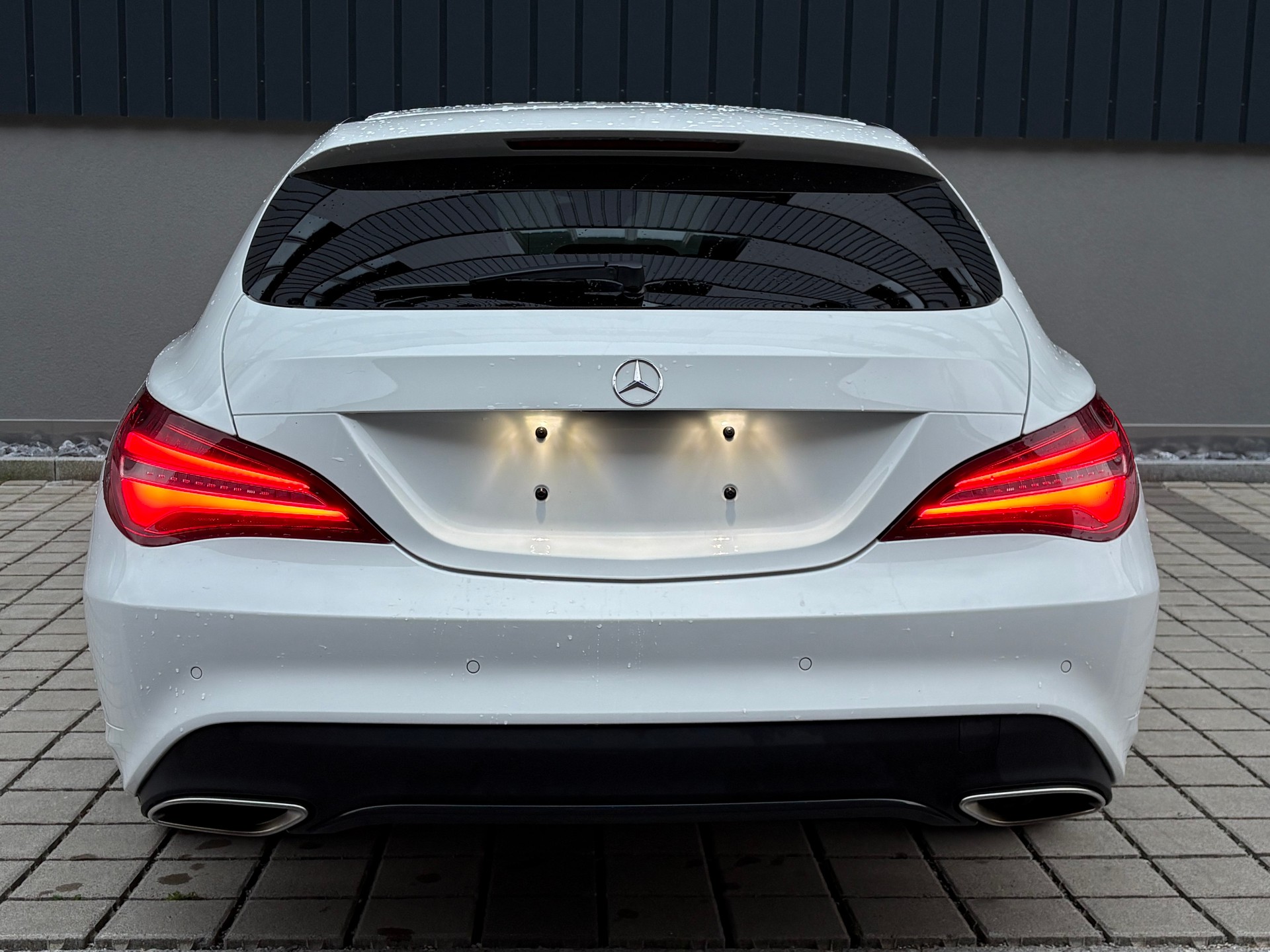 MERCEDES-BENZ CLA Shooting Brake 200 AMG Line Frisch ab MFK-image-6