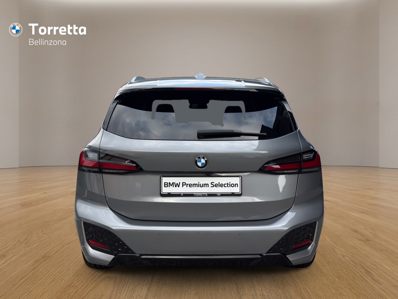 BMW 223i Active Tourer M Sport DKG-showroom-element-3