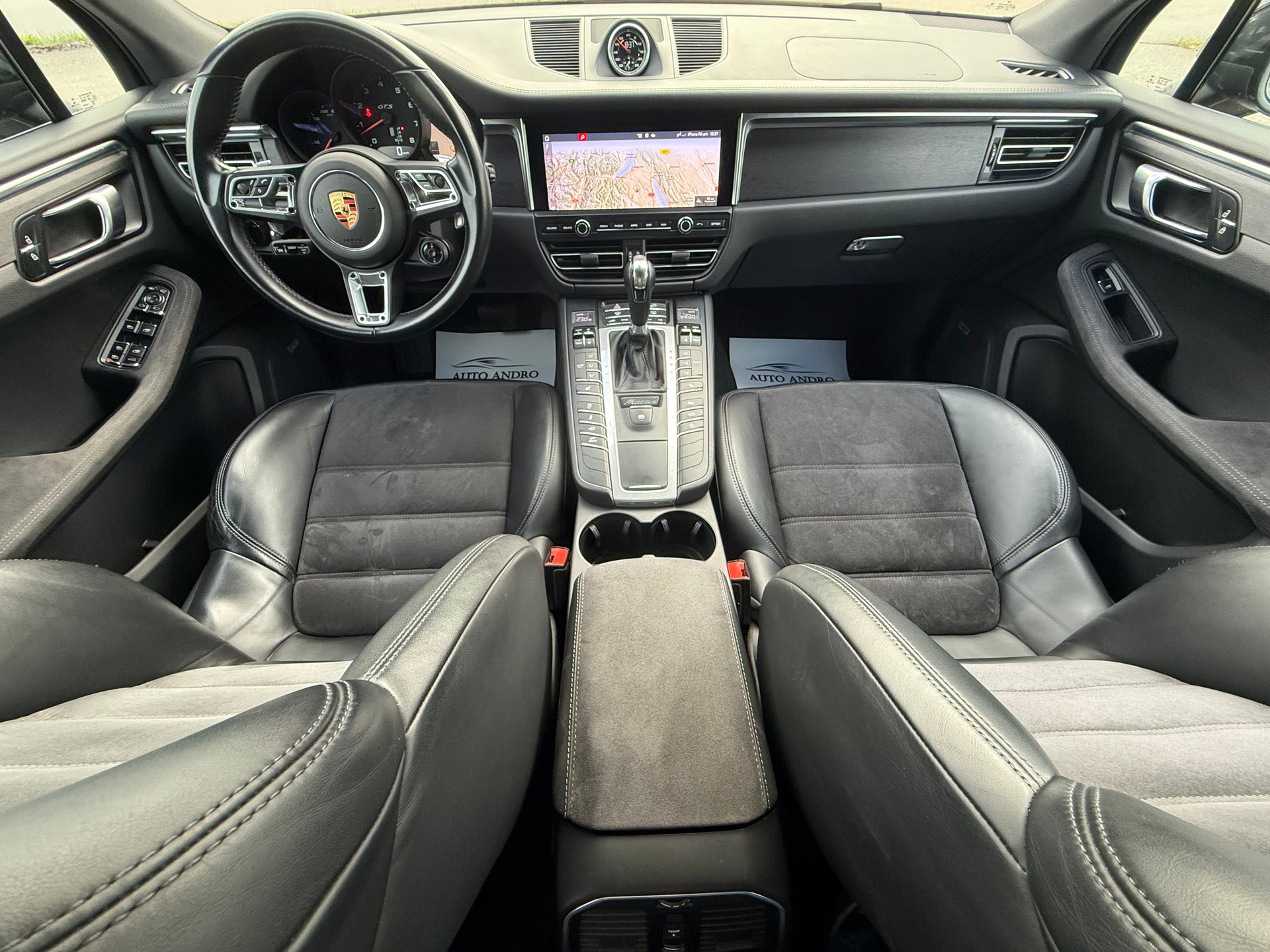 PORSCHE Macan GTS PDK-image-9