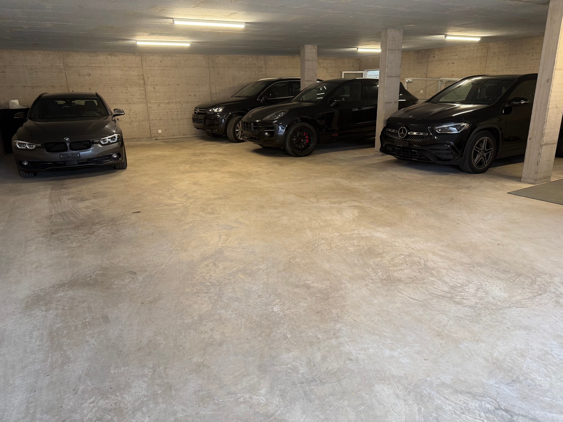 PORSCHE Macan GTS PDK-image-15