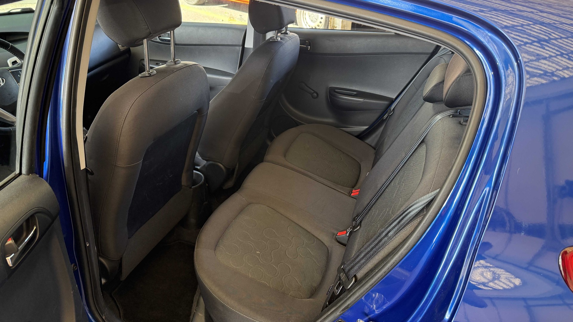 HYUNDAI i20 1.4 Style-image-6