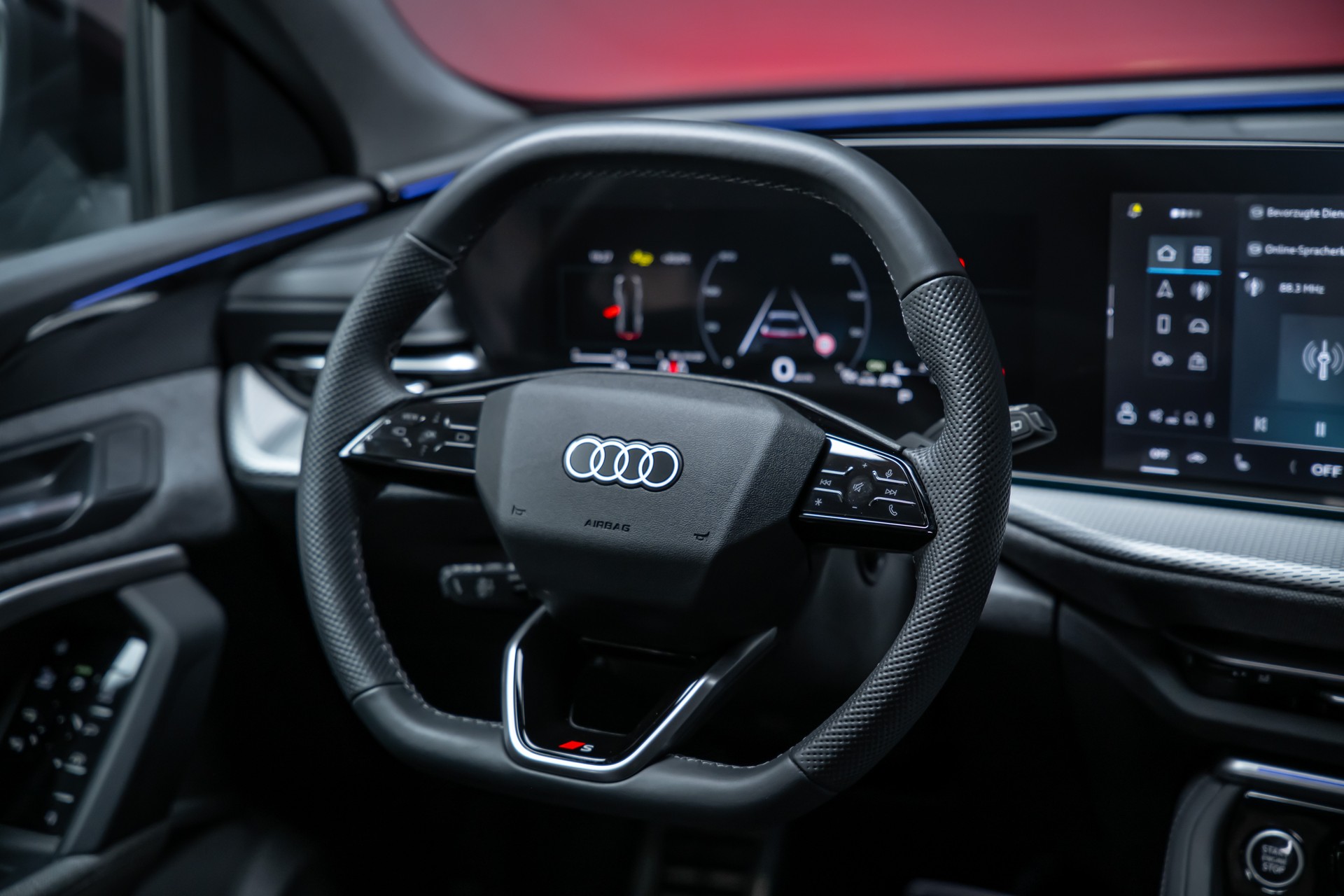 AUDI Q5 Sportback 2.0 40 TFSI S Line quattro S-Tronic / Rückfahrkamera / Sportsitze / Navi-image-26