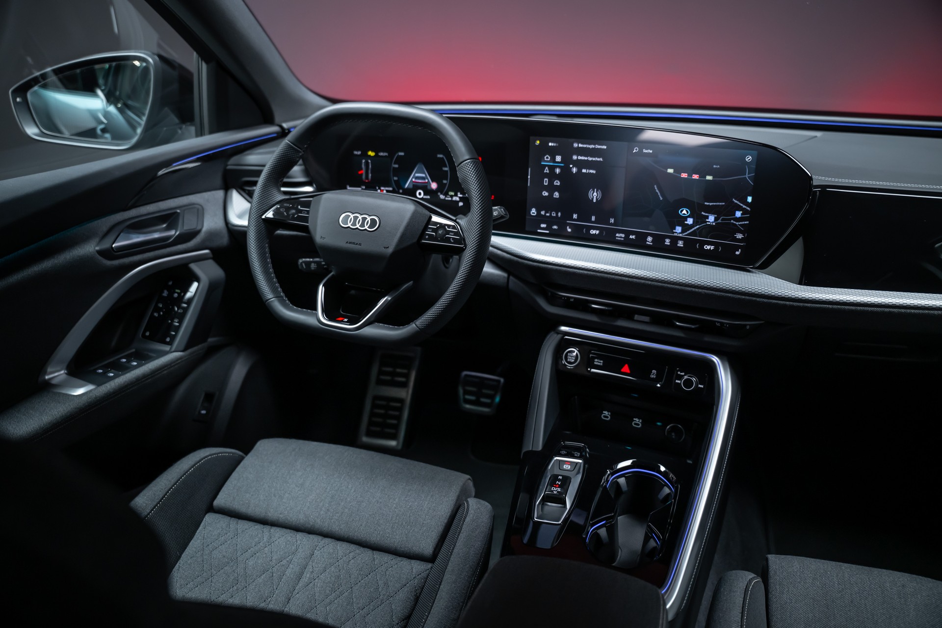 AUDI Q5 Sportback 2.0 40 TFSI S Line quattro S-Tronic / Rückfahrkamera / Sportsitze / Navi-image-23