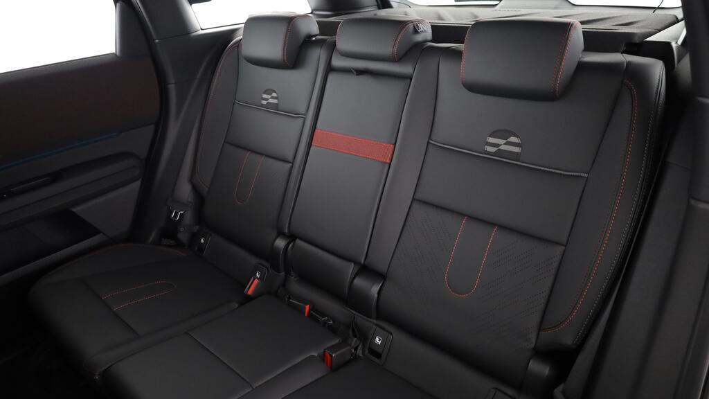 MINI John Cooper Works Countryman ALL4-image-19