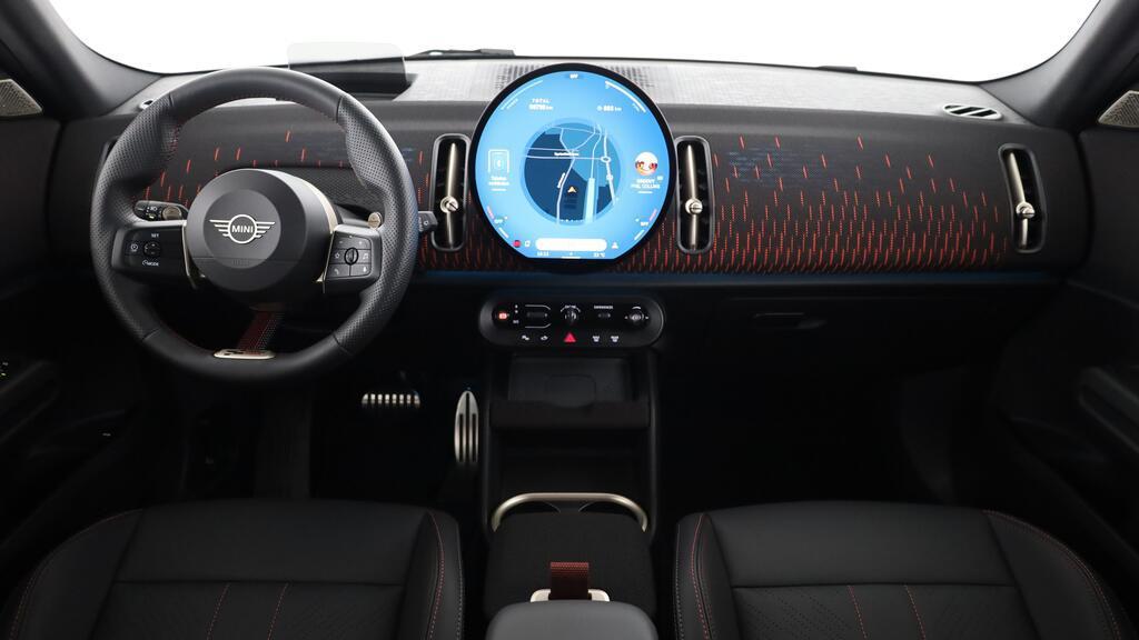 MINI John Cooper Works Countryman ALL4-image-11