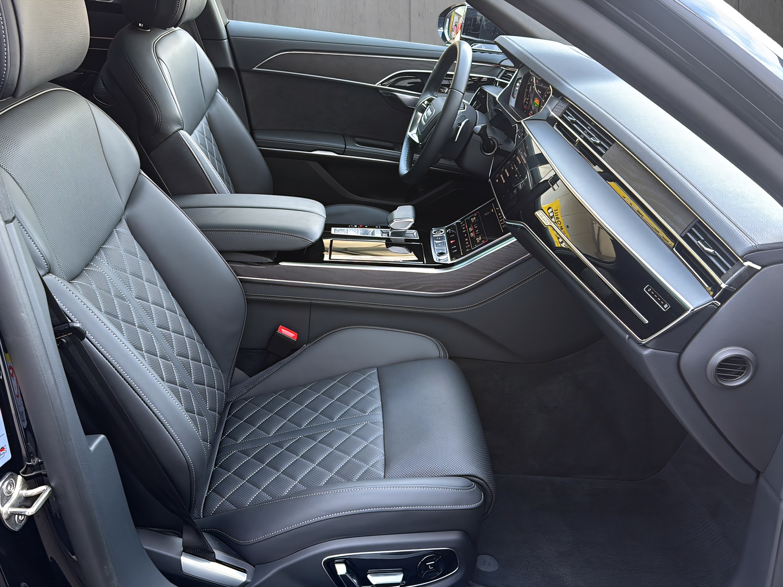 AUDI A8 60 TFSI e qu*S-SportsitzePLUS,5-Jahre Audi Herstellergarantie*-image-8