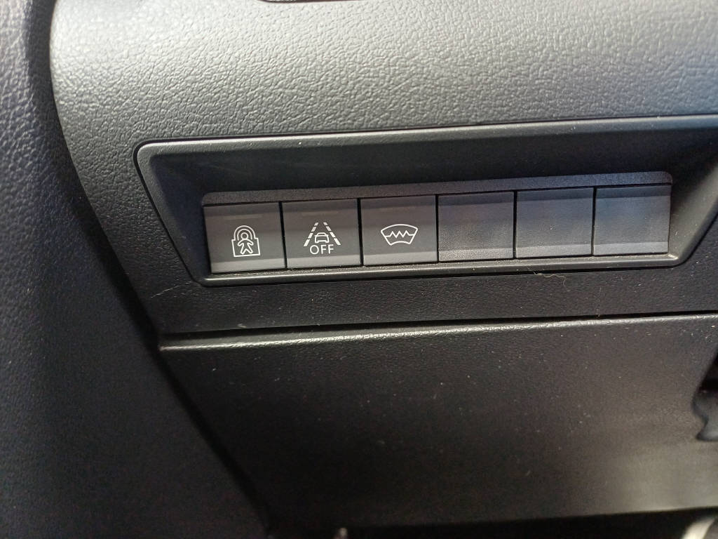 CITROEN Berlingo 1.2 PureTech 130 Swiss Edition-image-11