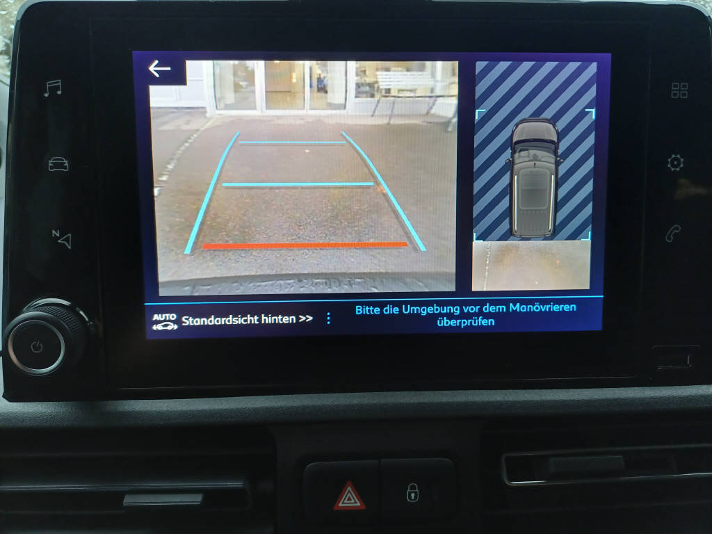CITROEN Berlingo 1.2 PureTech 130 Swiss Edition-image-15