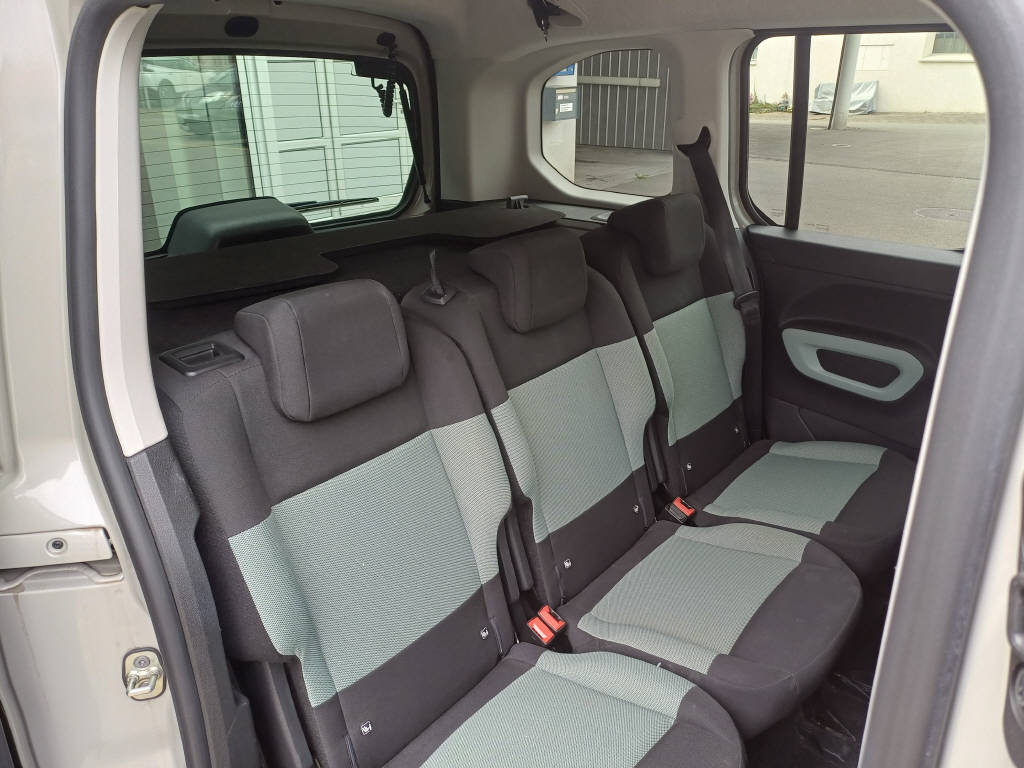 CITROEN Berlingo 1.2 PureTech 130 Swiss Edition-image-6