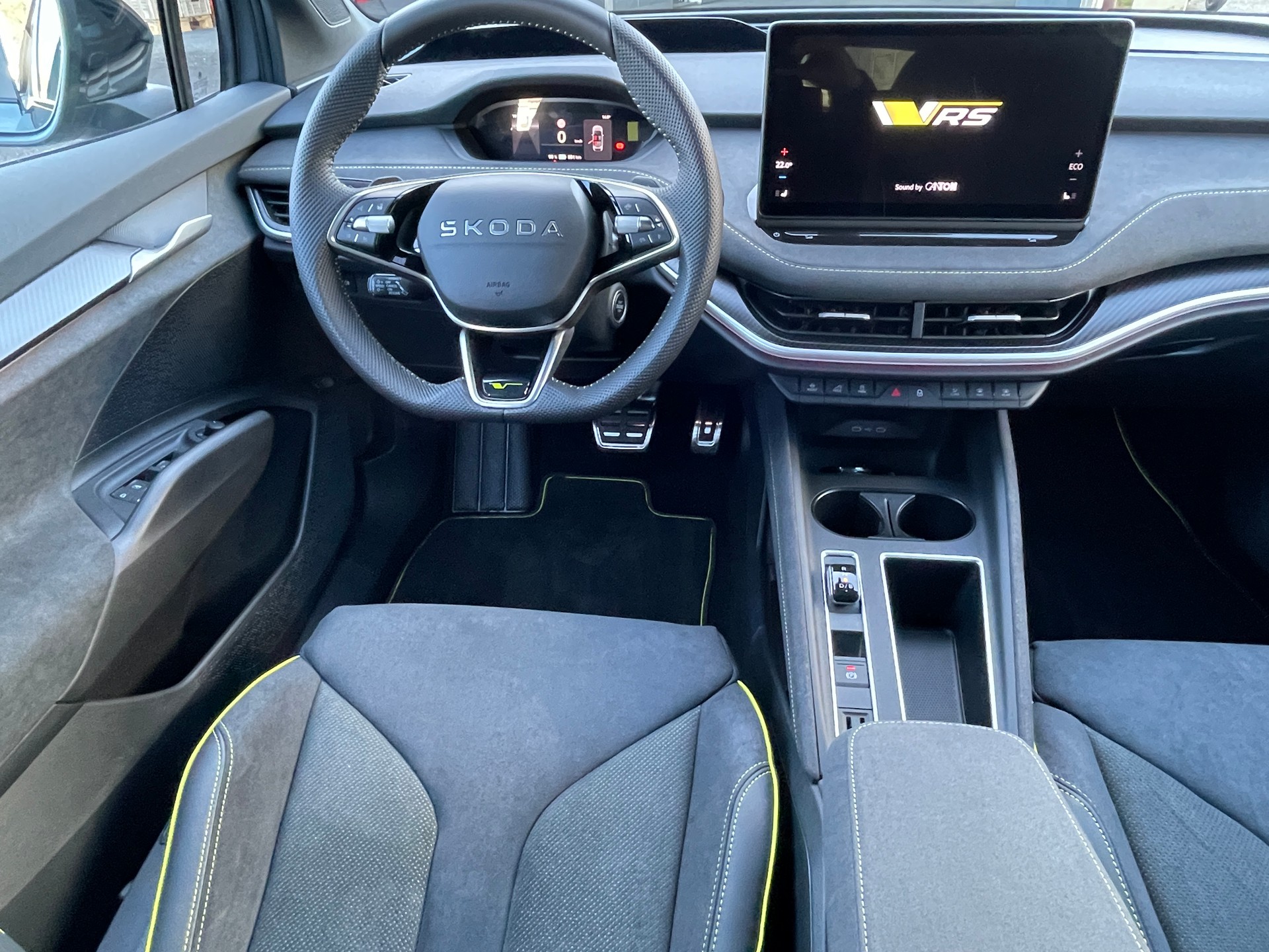 SKODA Elroq RS 4x4-image-16