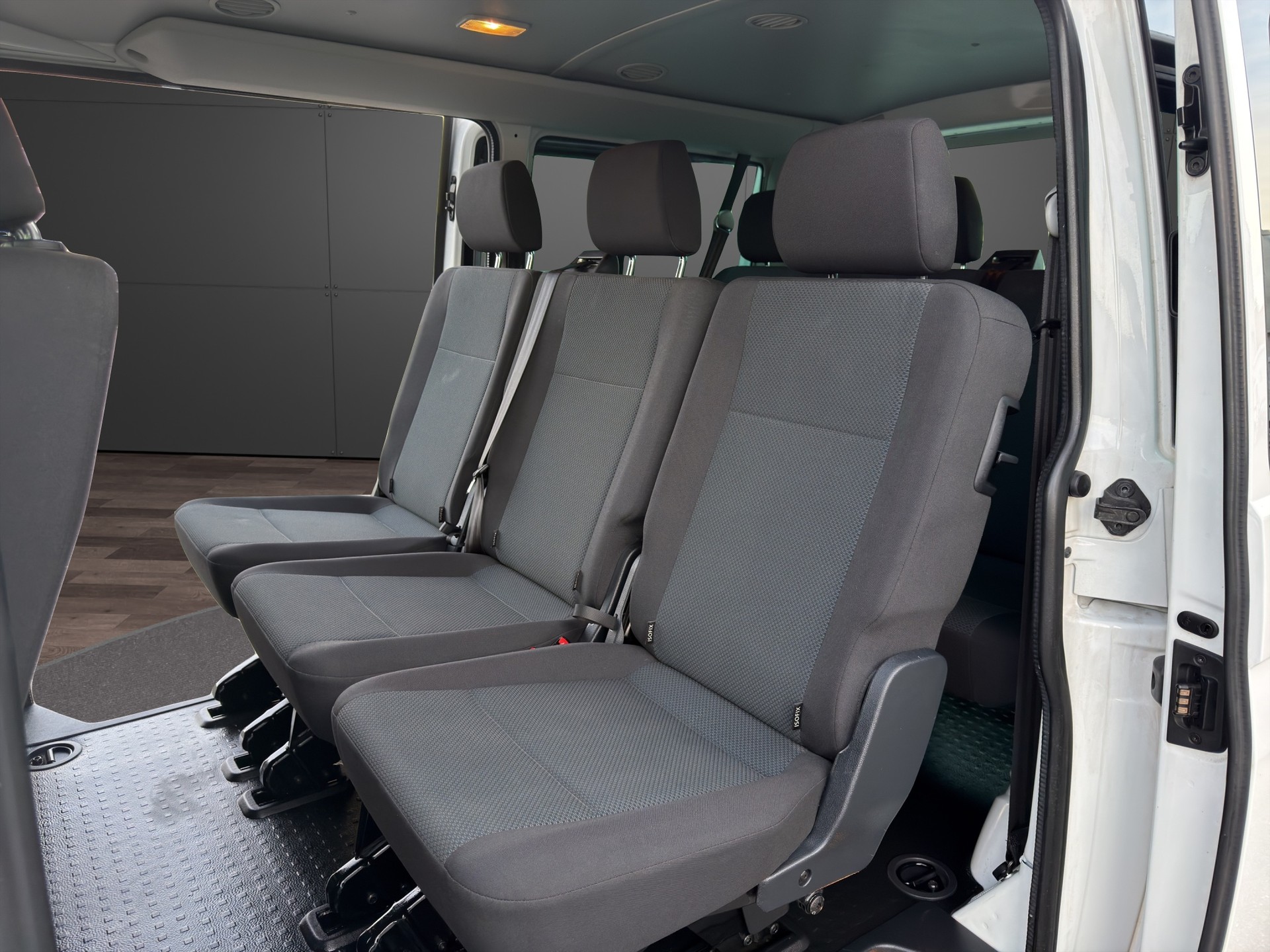 VW T6 2.0 TDI-image-22