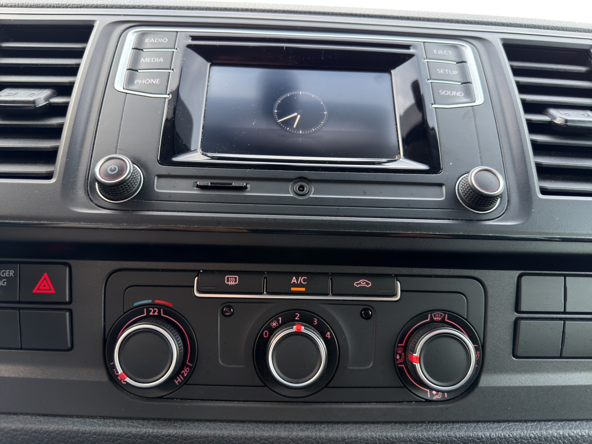 VW T6 2.0 TDI-image-14