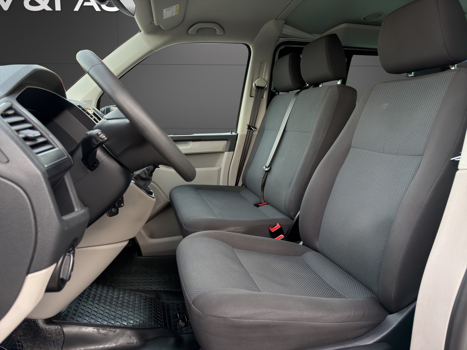 VW T6 2.0 TDI-image-10