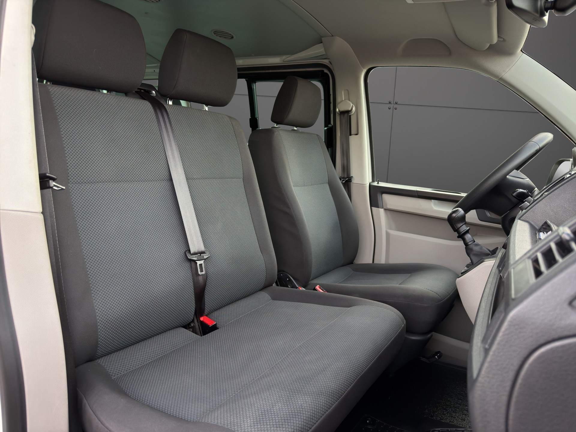 VW T6 2.0 TDI-image-17