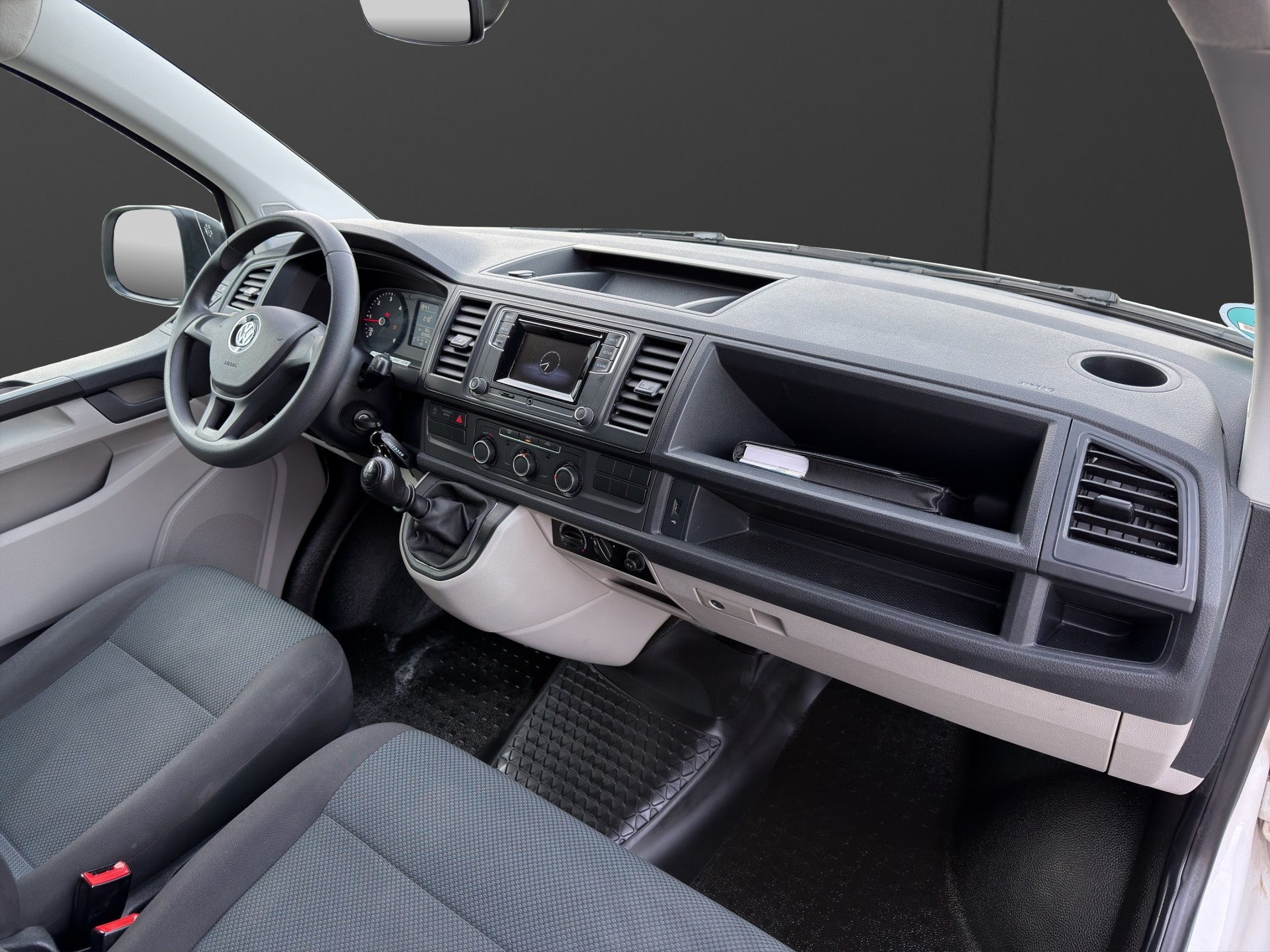 VW T6 2.0 TDI-image-16