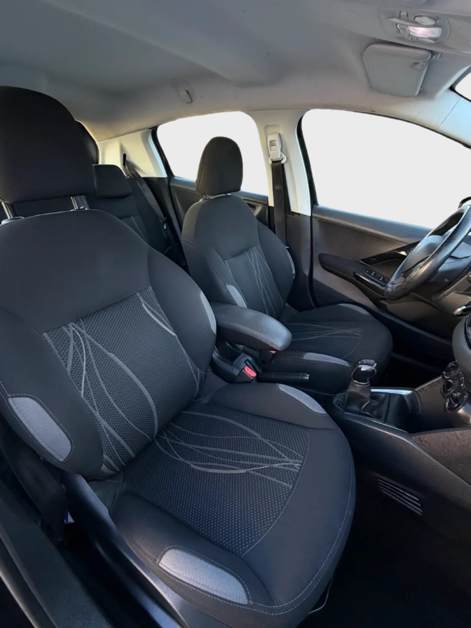 PEUGEOT 208 1.2 VTI Access-image-13