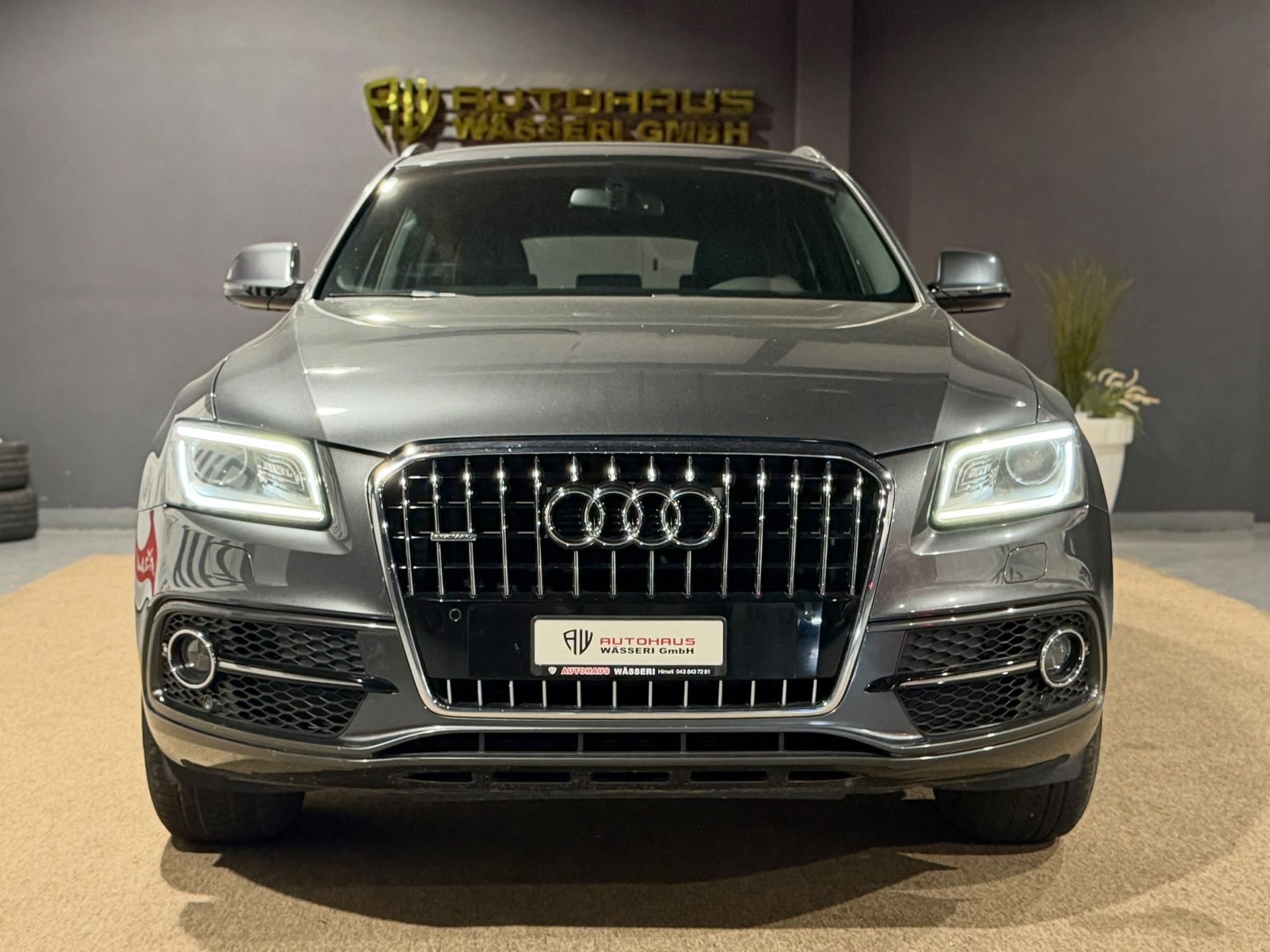 AUDI Q5 2.0 TDI quattro S-tronic S-Line-image-7