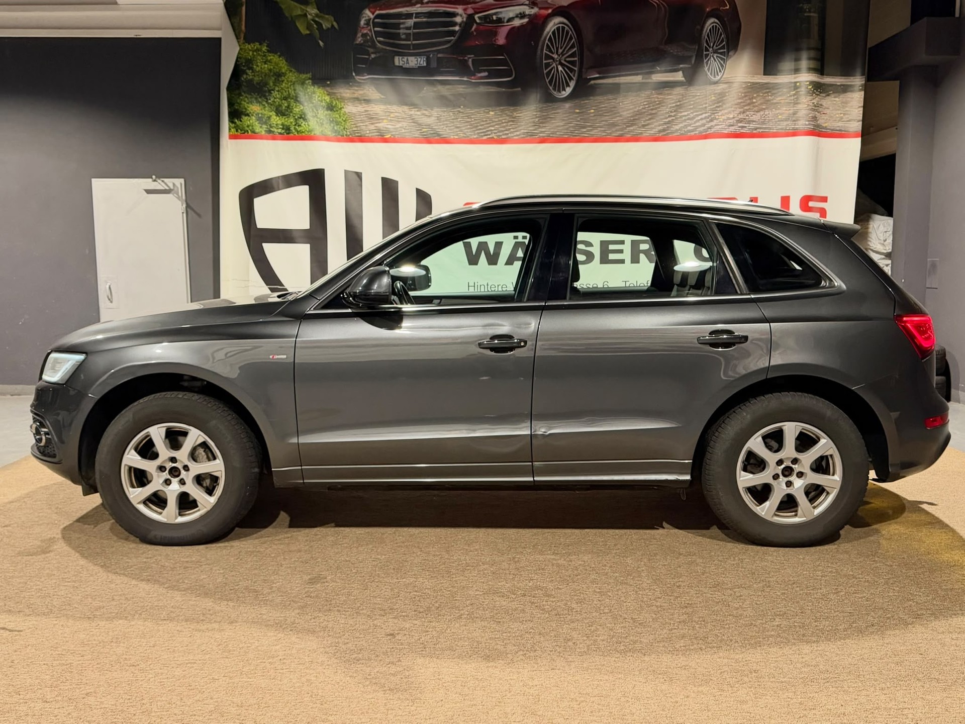 AUDI Q5 2.0 TDI quattro S-tronic S-Line-image-5