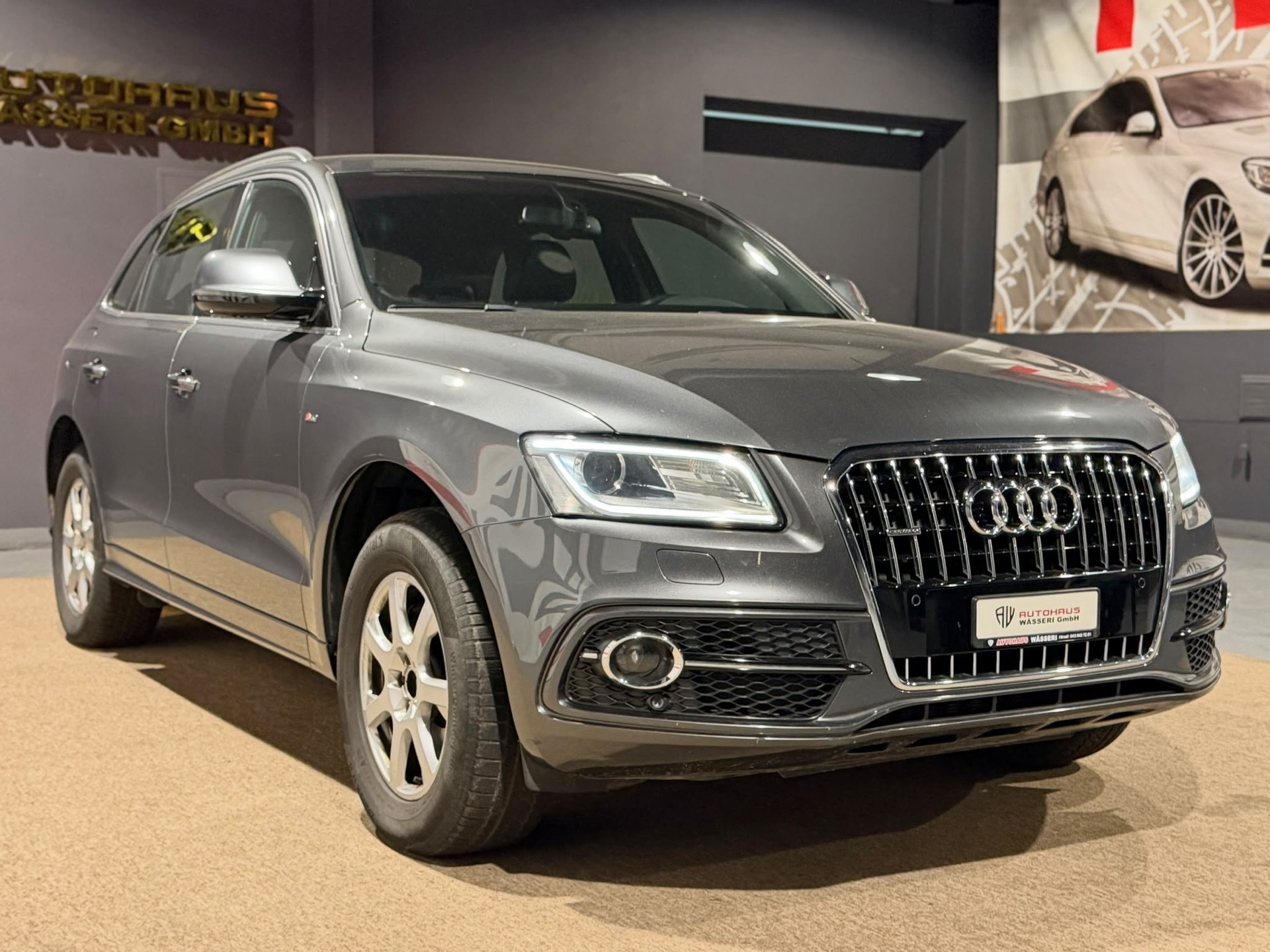 AUDI Q5 2.0 TDI quattro S-tronic S-Line-image-0