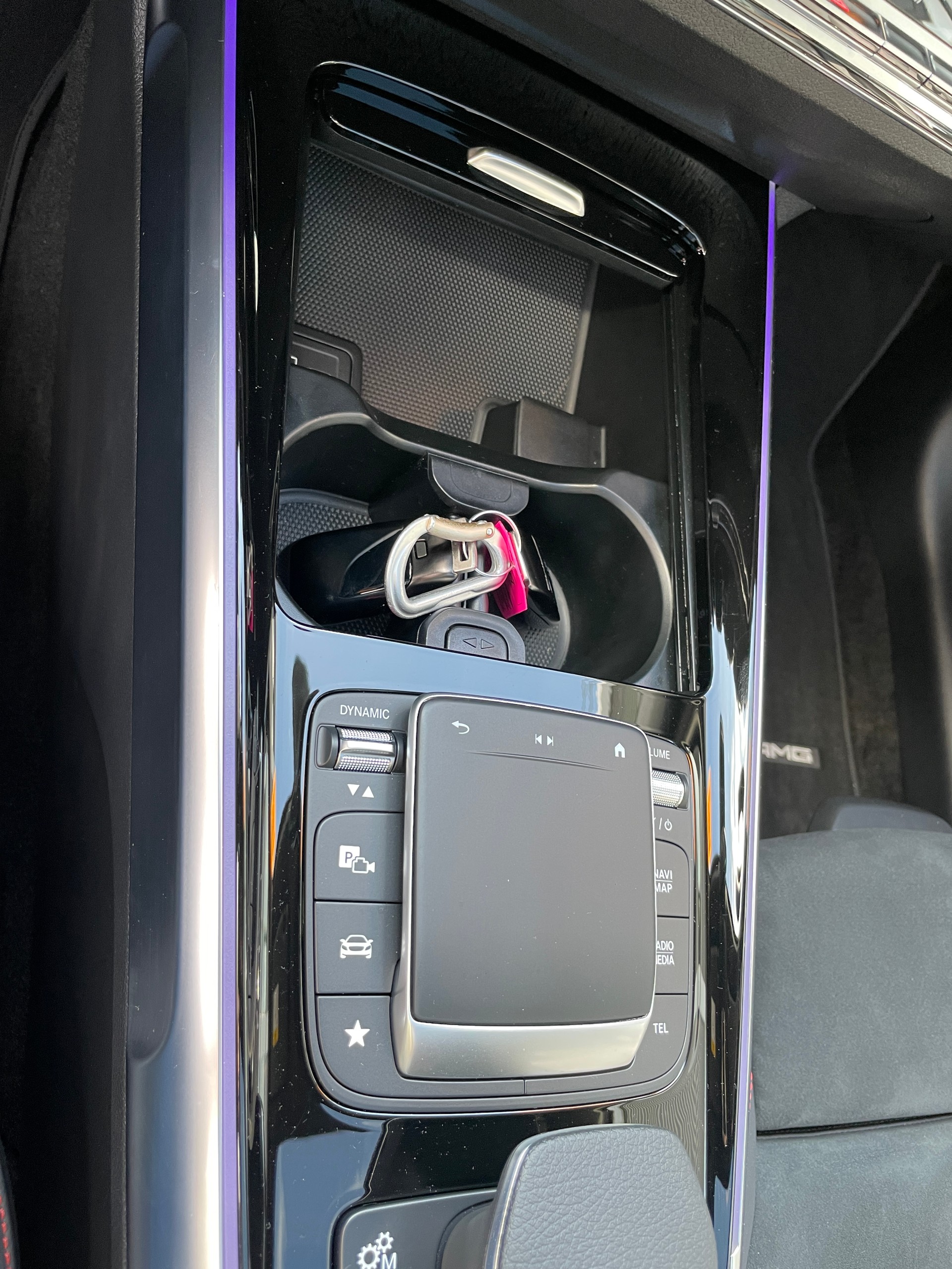 MERCEDES-BENZ GLB 35 AMG 4Matic 8G-Tronic-image-25