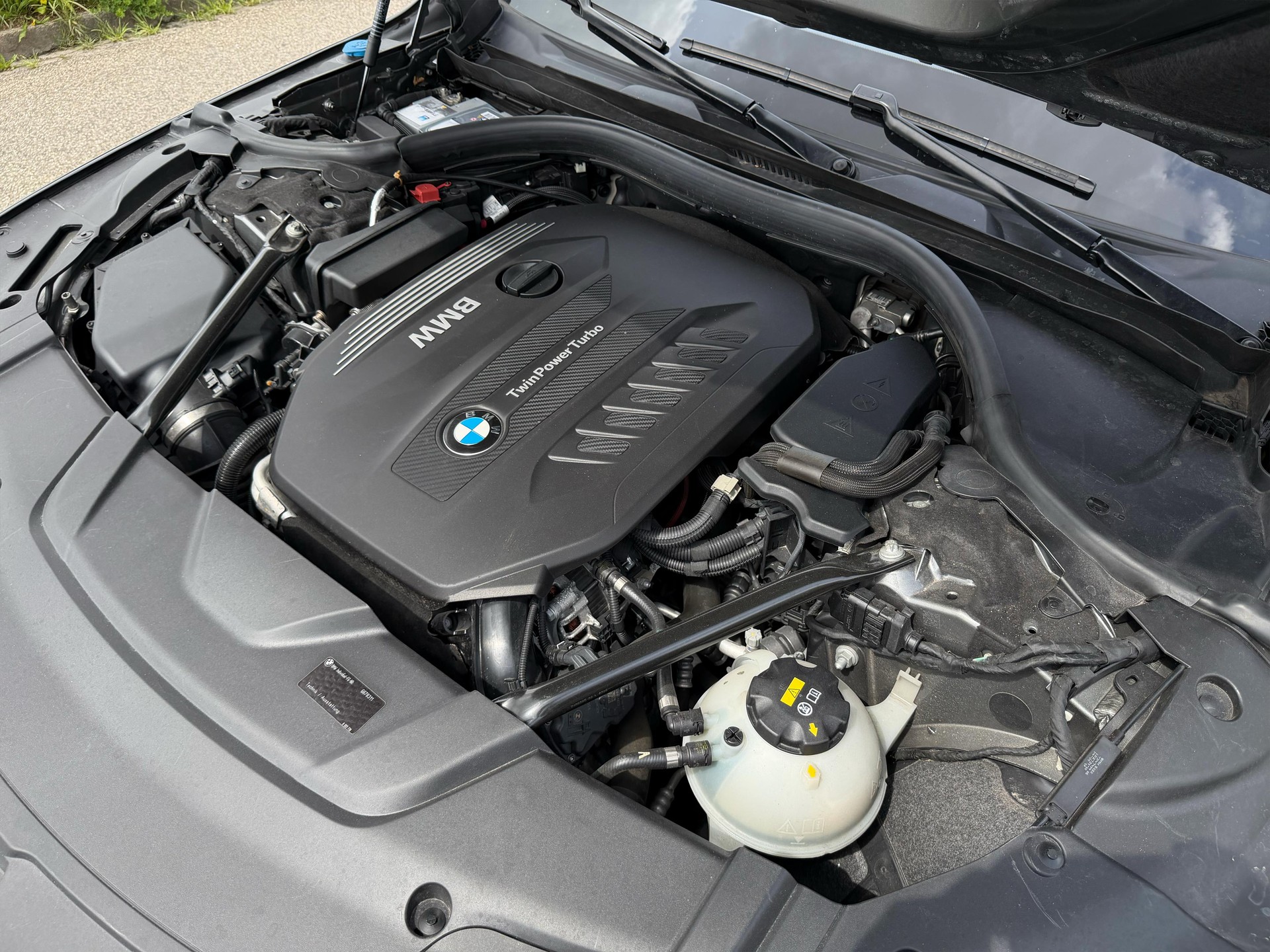 BMW BMW 740Ld xDrive M Sport | 71'000 km | Vollausstattung | Topzustand-image-3