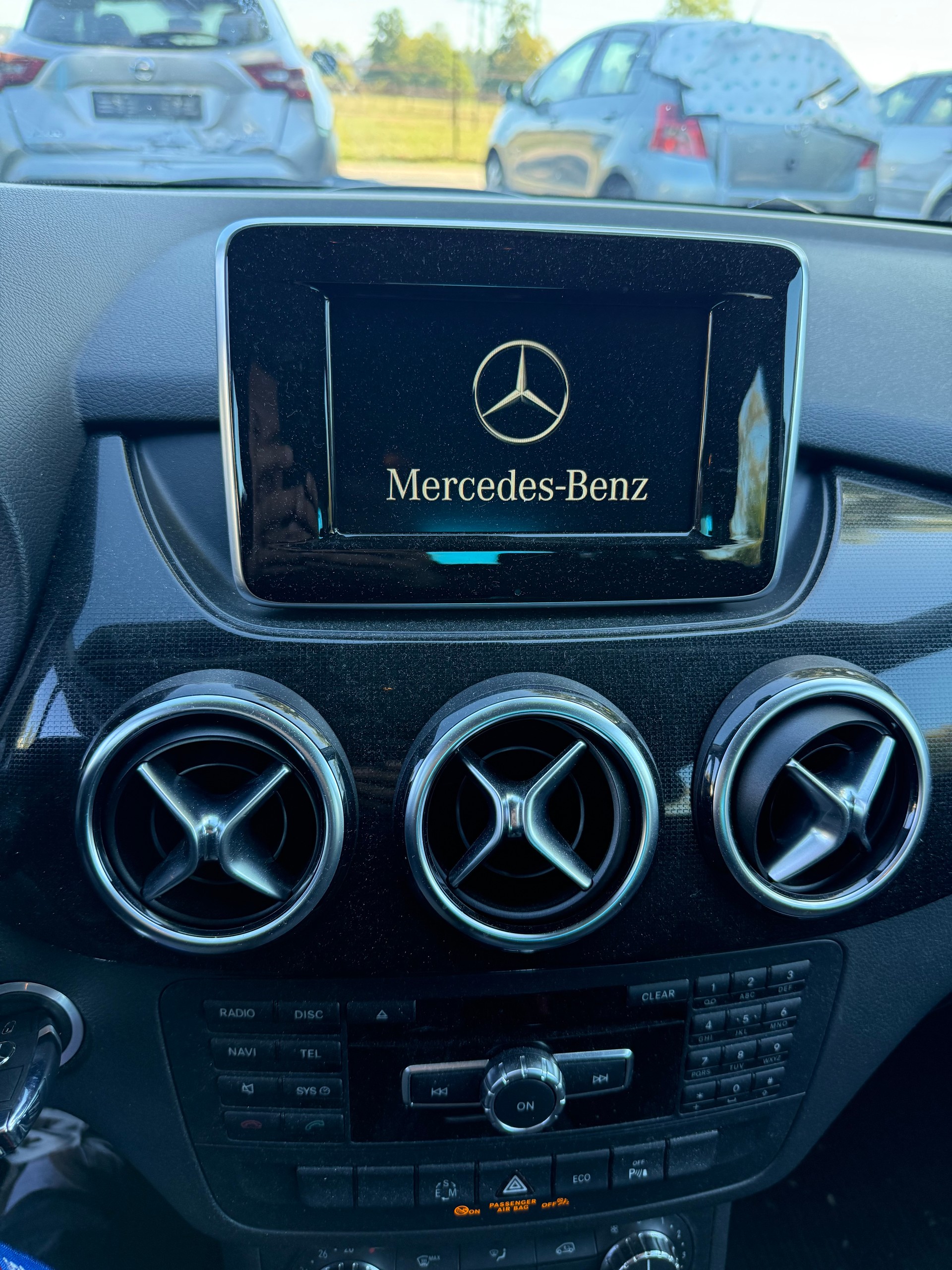 MERCEDES-BENZ B 200 7G-DCT-image-11