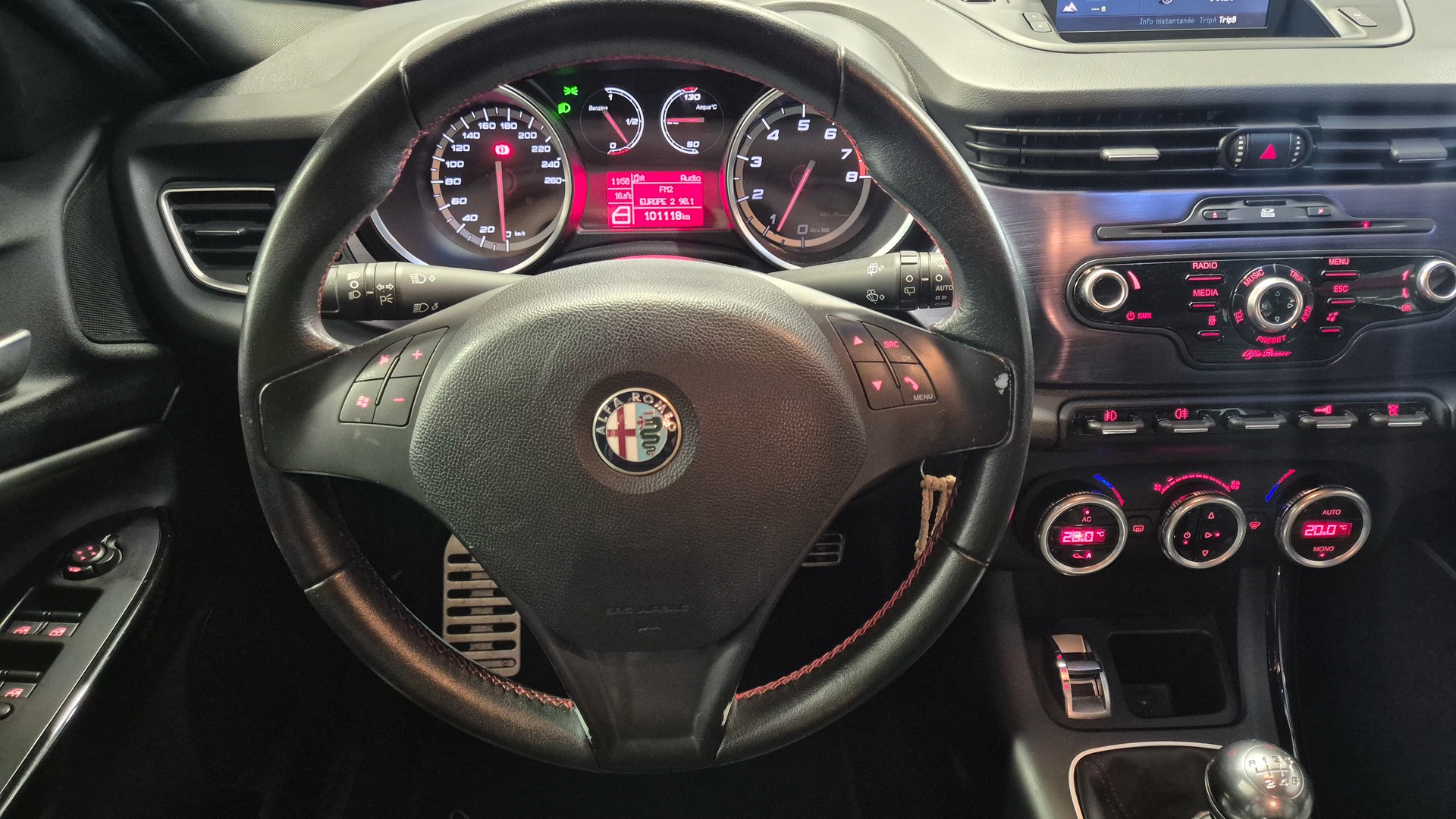 ALFA ROMEO Giulietta 1750 TBi Quadrifoglio Verde-image-9